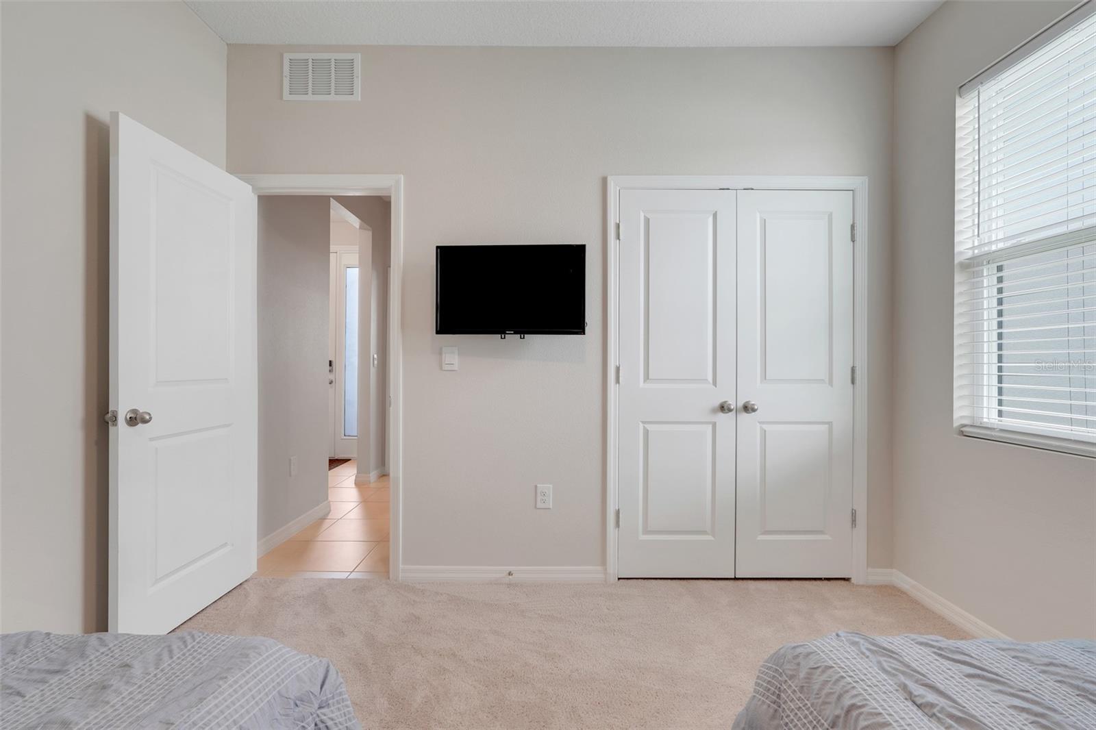 Listing photo id 29 for 13797 Wineberry Drive