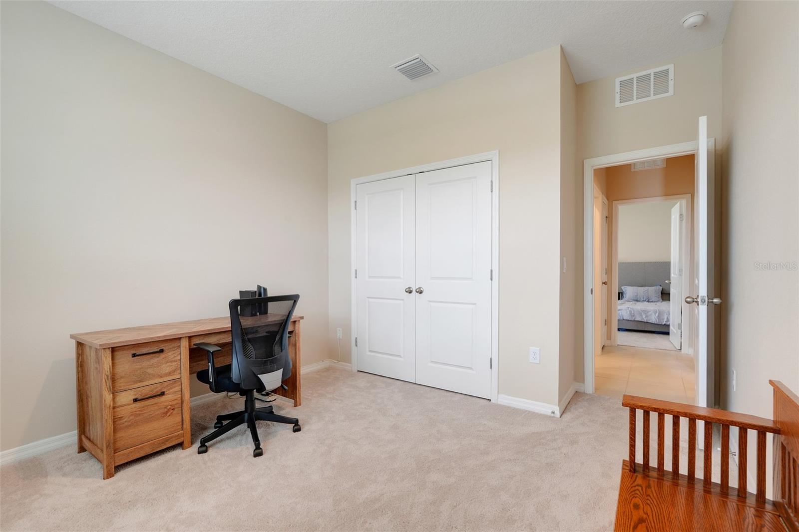 Listing photo id 33 for 13797 Wineberry Drive