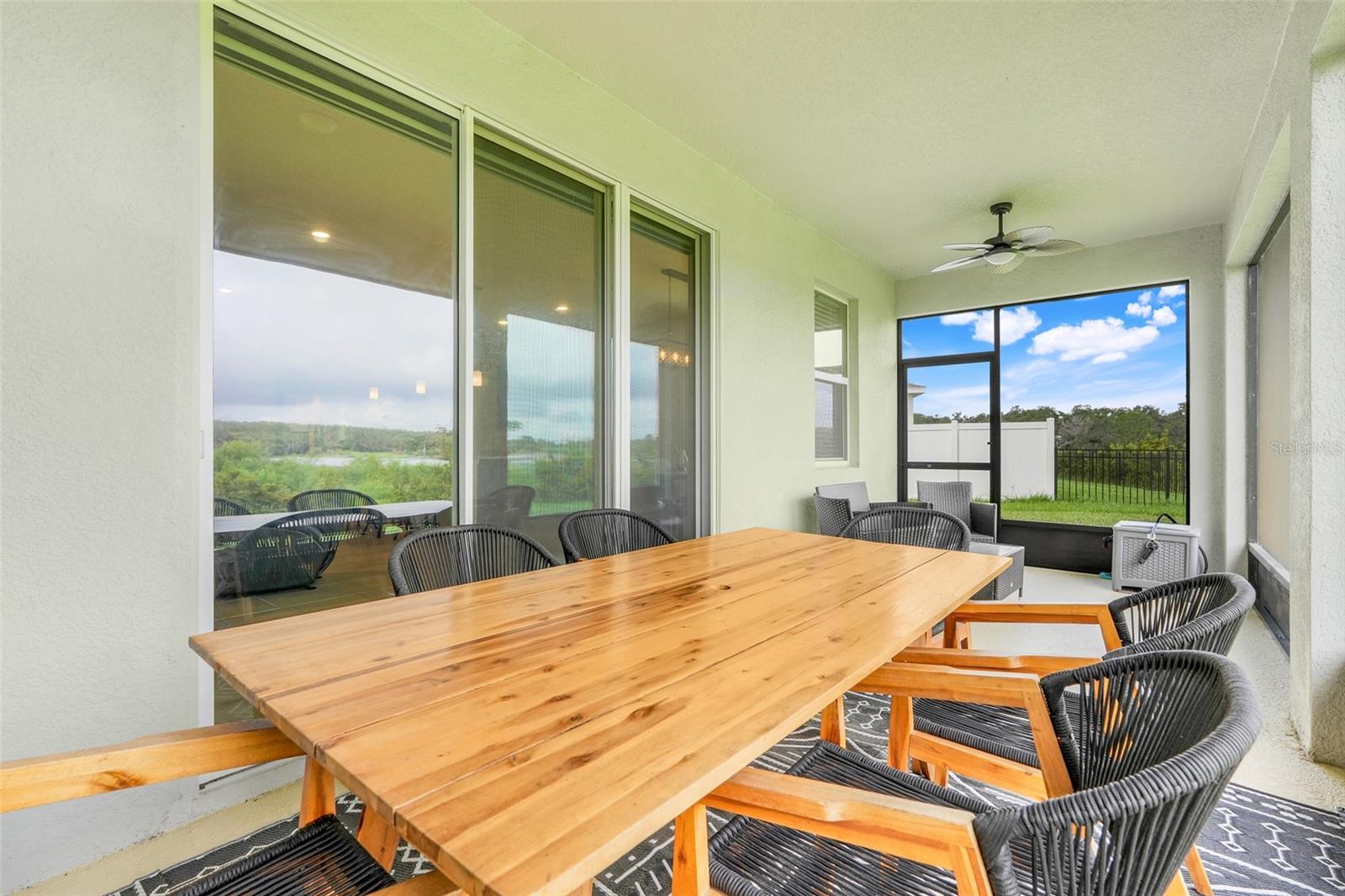 Listing photo id 35 for 13797 Wineberry Drive