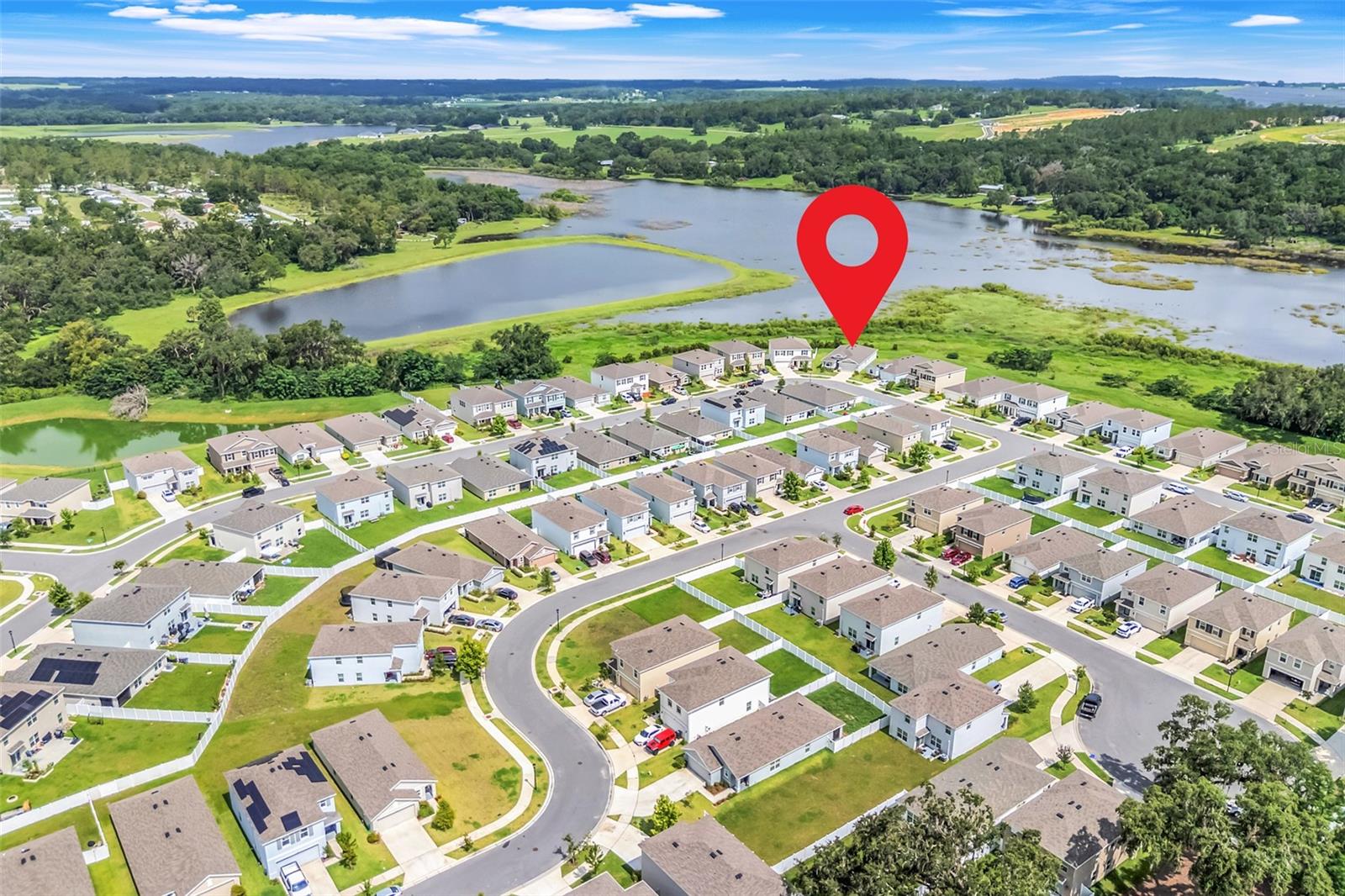 Listing photo id 6 for 13797 Wineberry Drive
