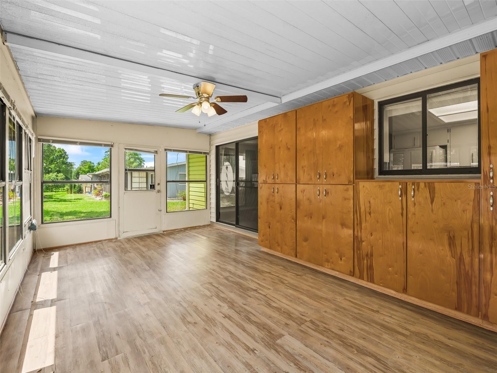 Image 25 of 32 For 10161 87th Terrace