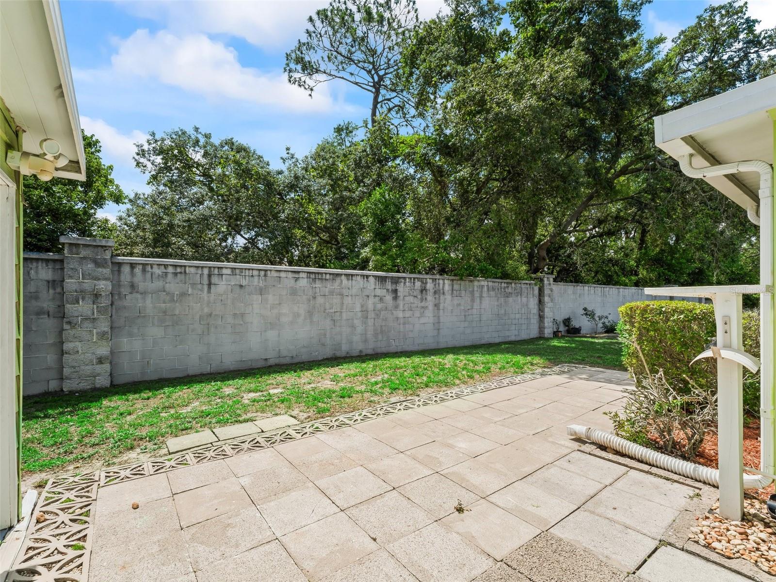 Image 31 of 32 For 10161 87th Terrace