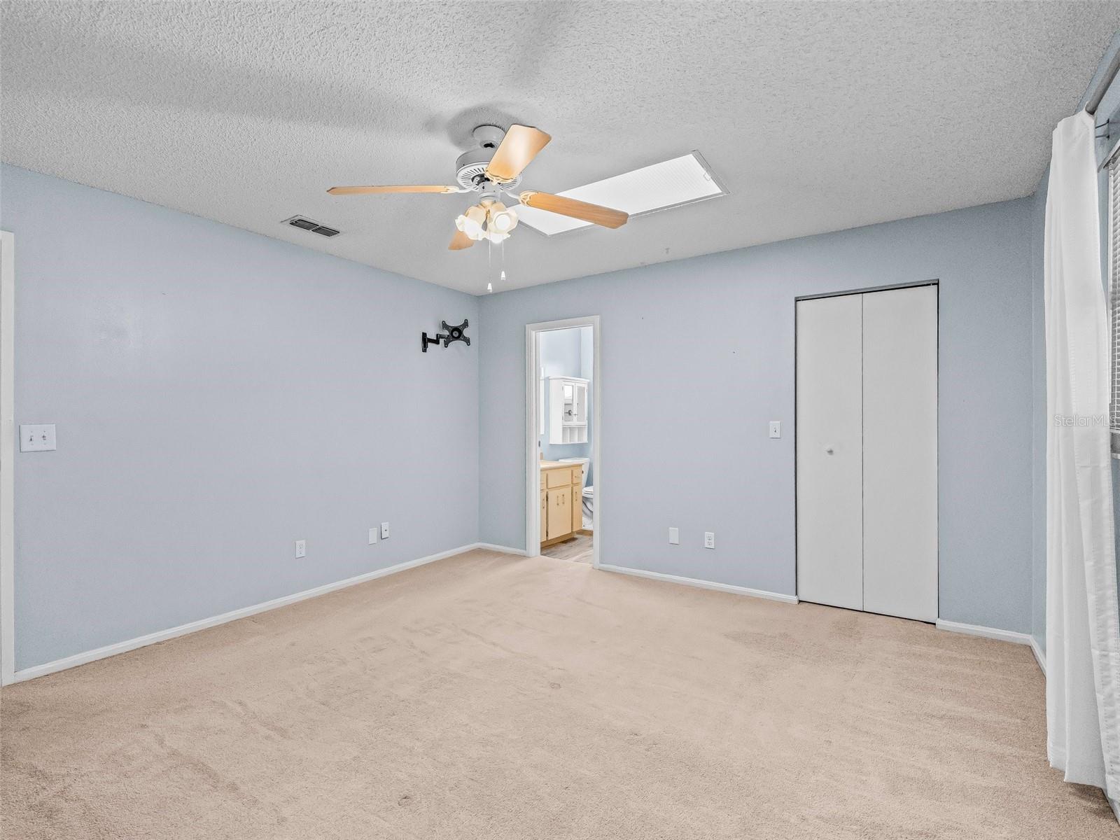 Image 8 of 32 For 10161 87th Terrace