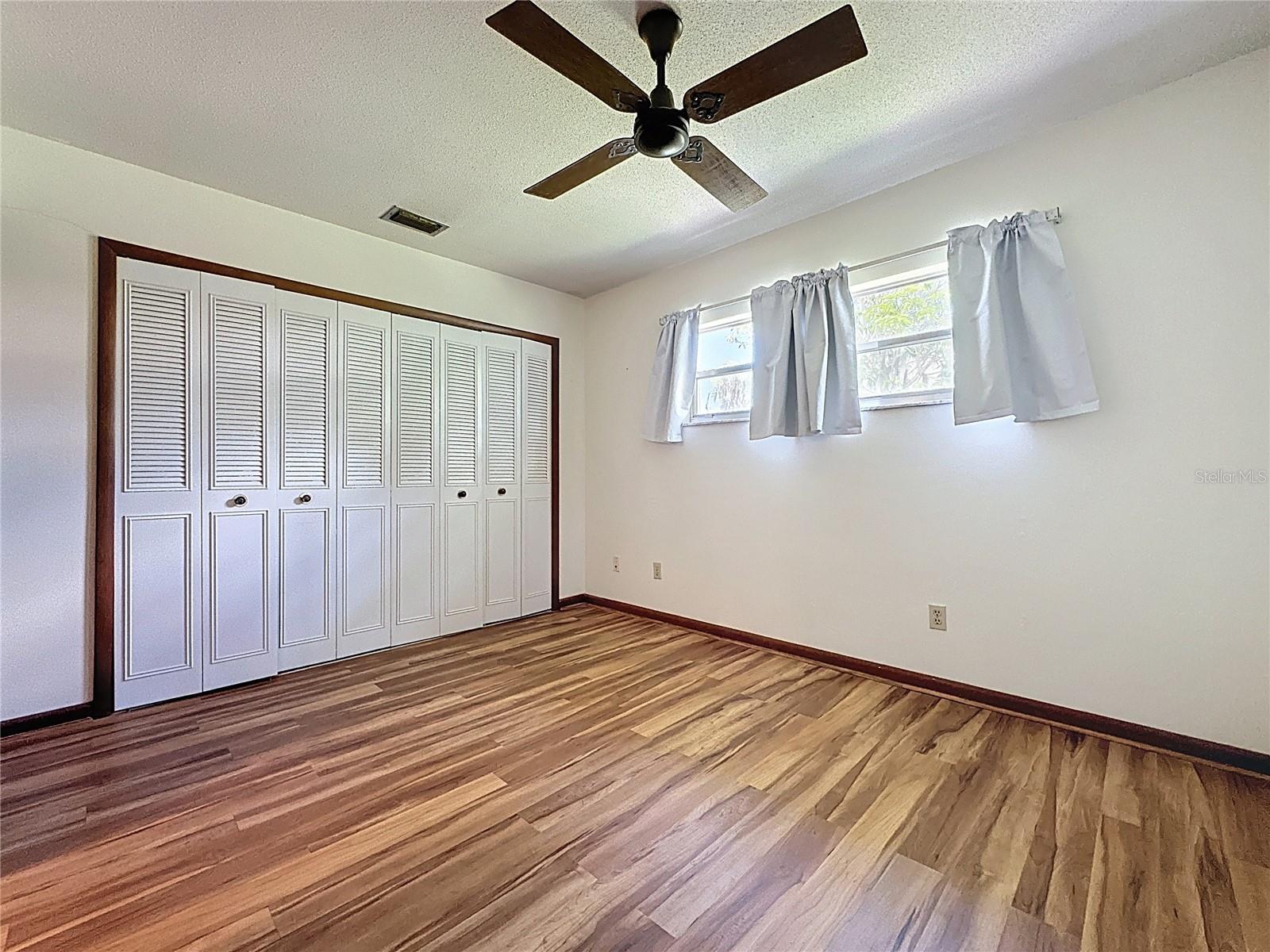 Image 27 of 84 For 11401 Cypress Drive