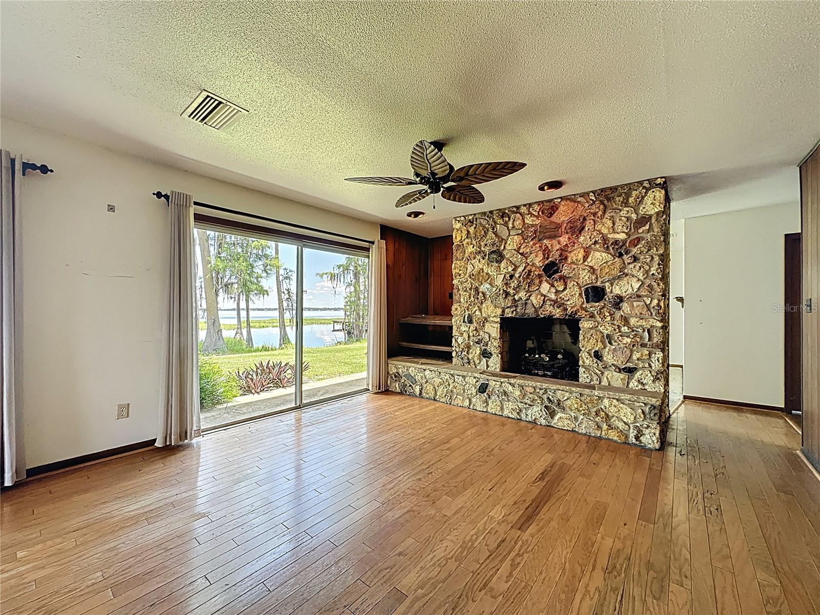 Image 51 of 84 For 11401 Cypress Drive