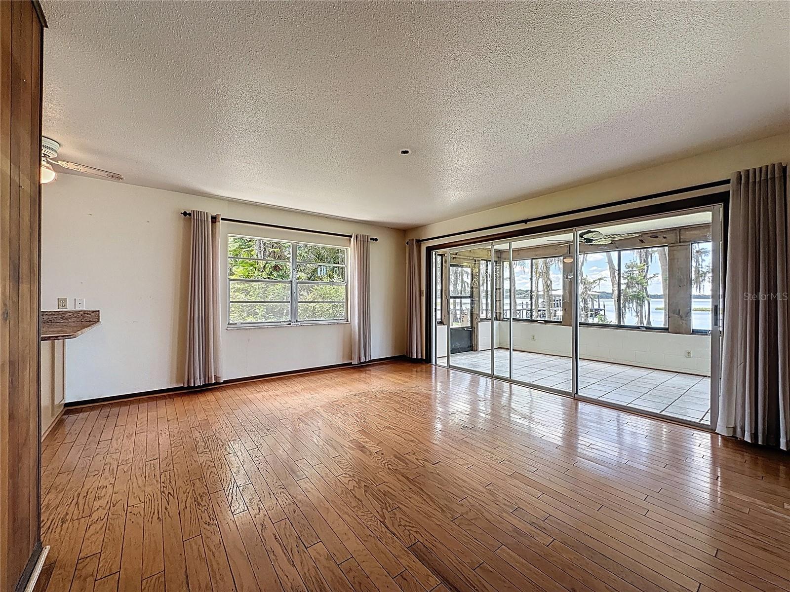 Image 55 of 84 For 11401 Cypress Drive