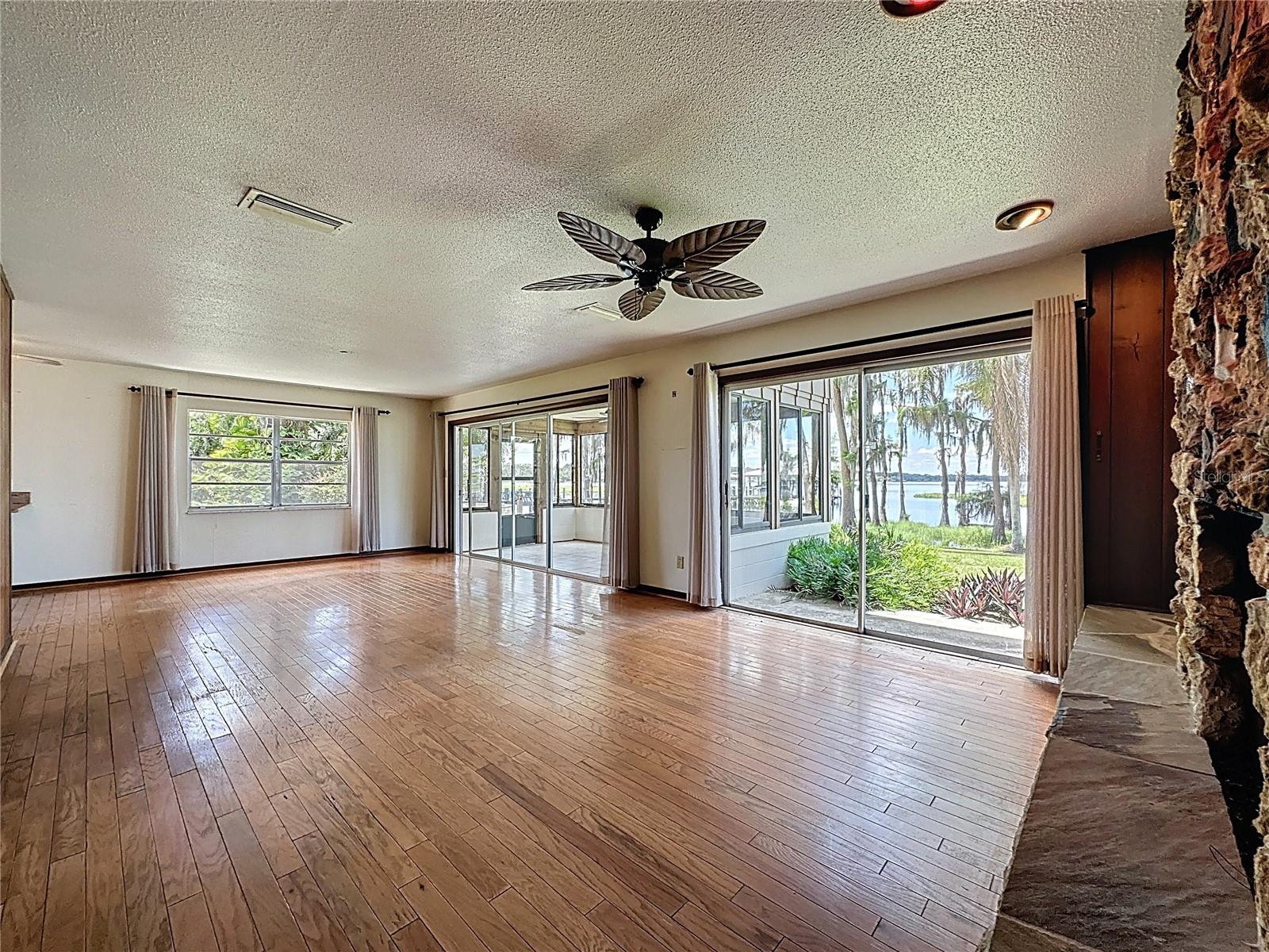 Image 59 of 84 For 11401 Cypress Drive