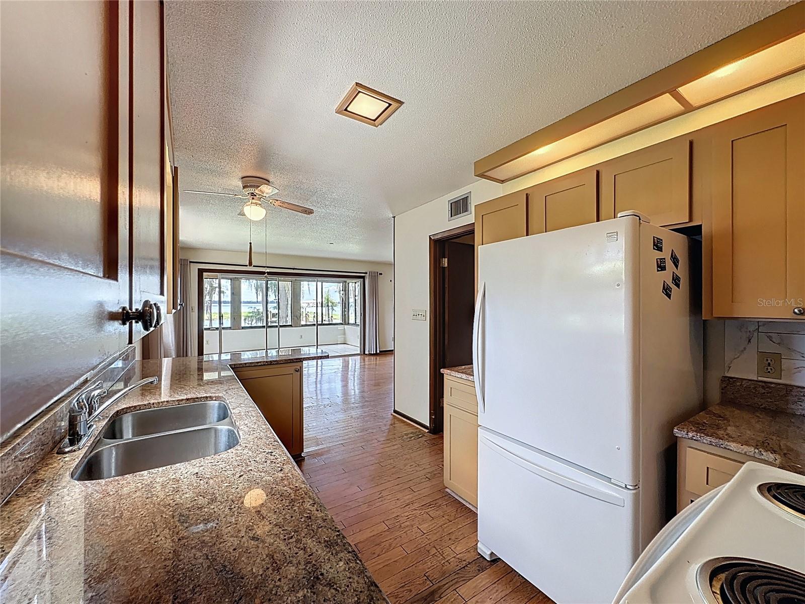 Image 63 of 84 For 11401 Cypress Drive
