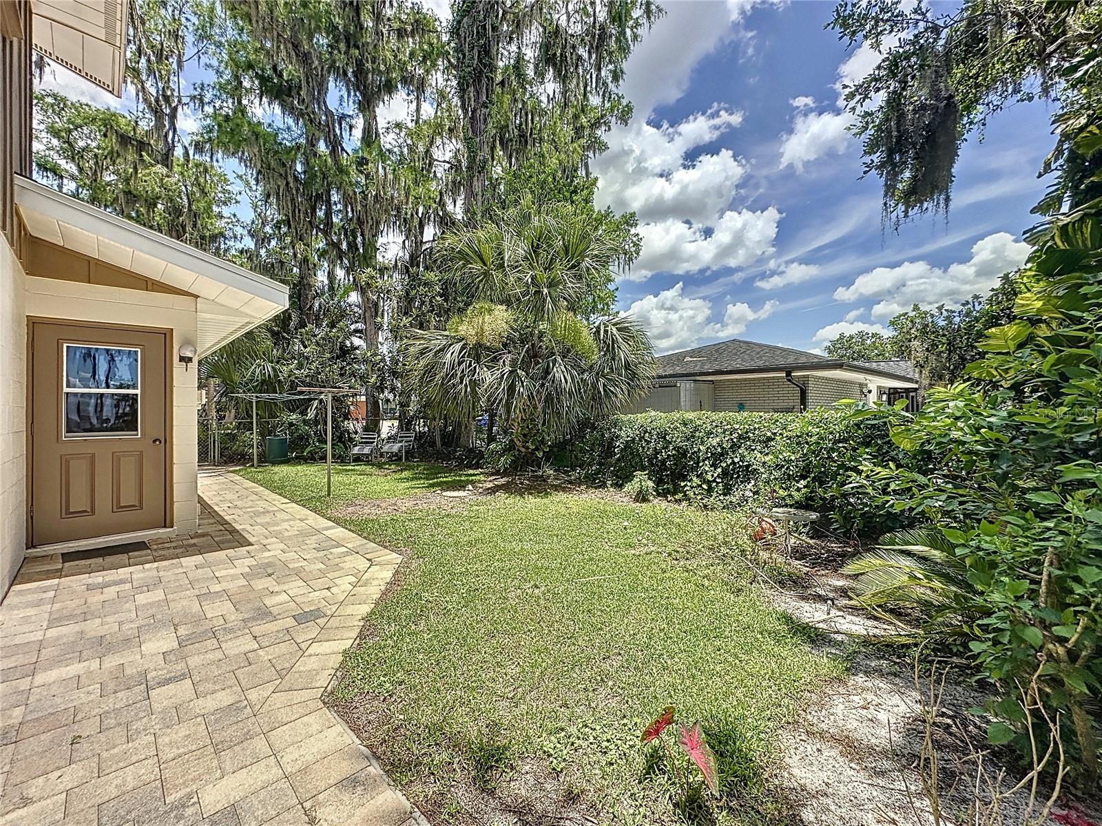 Image 75 of 84 For 11401 Cypress Drive