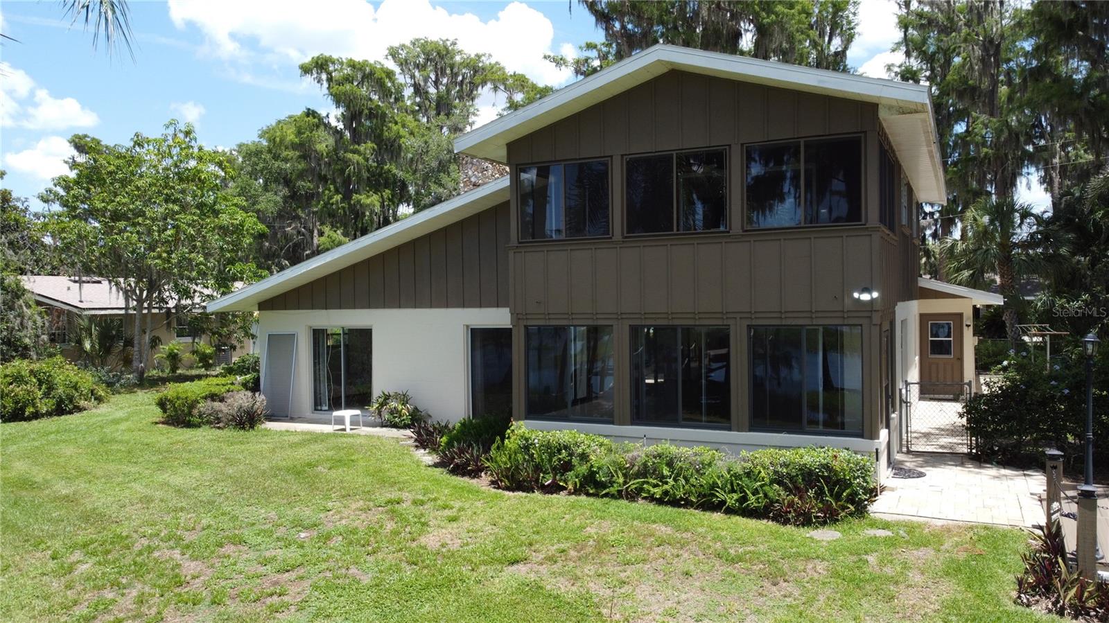Image 9 of 84 For 11401 Cypress Drive