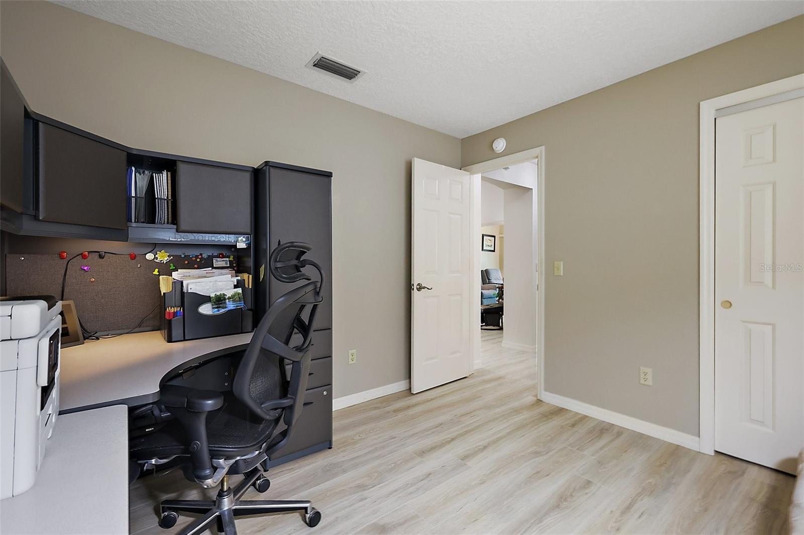Image 23 of 46 For 1002 Amarillo Place