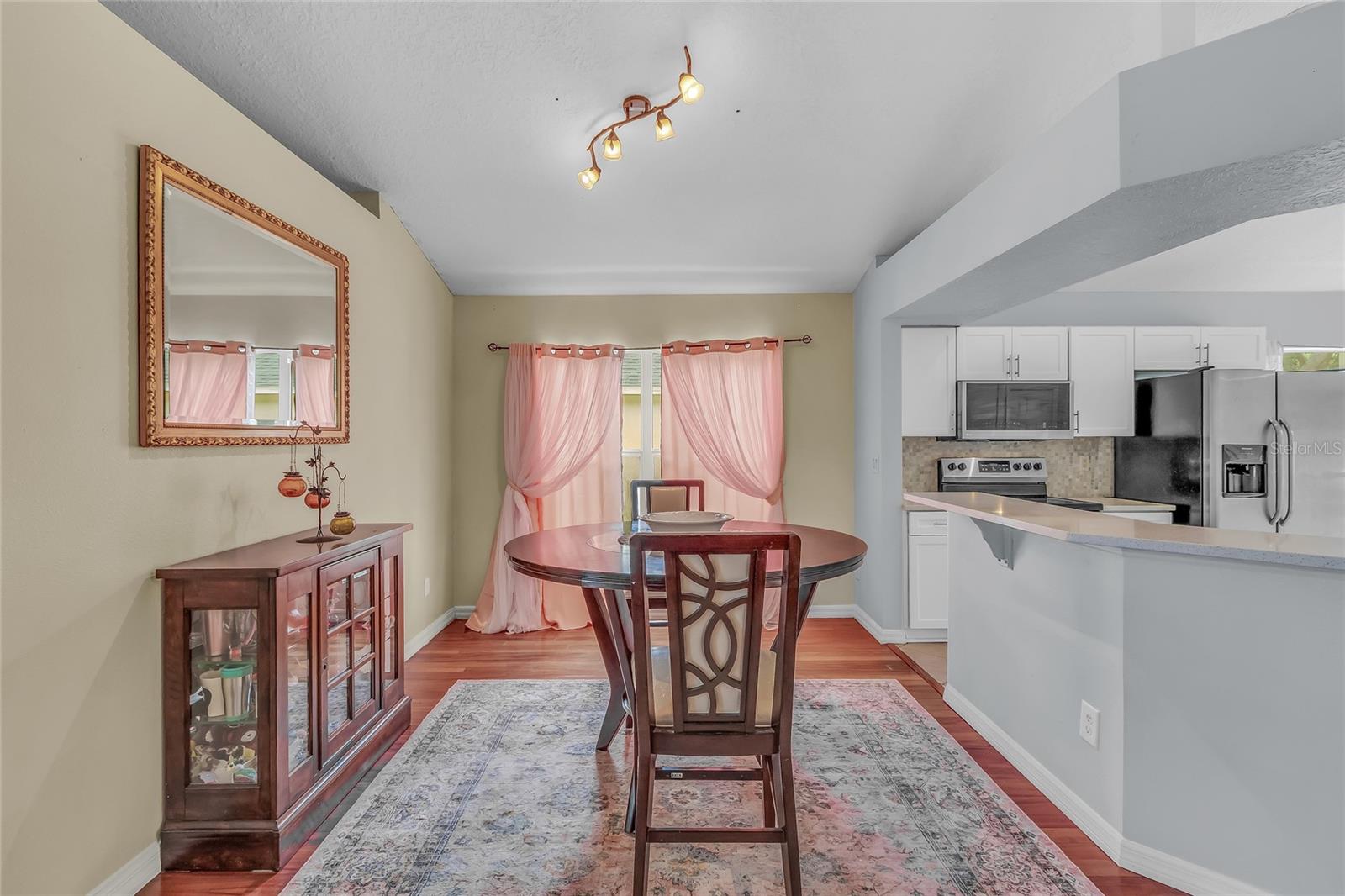 Image 11 of 40 For 1906 Chathamoor Drive