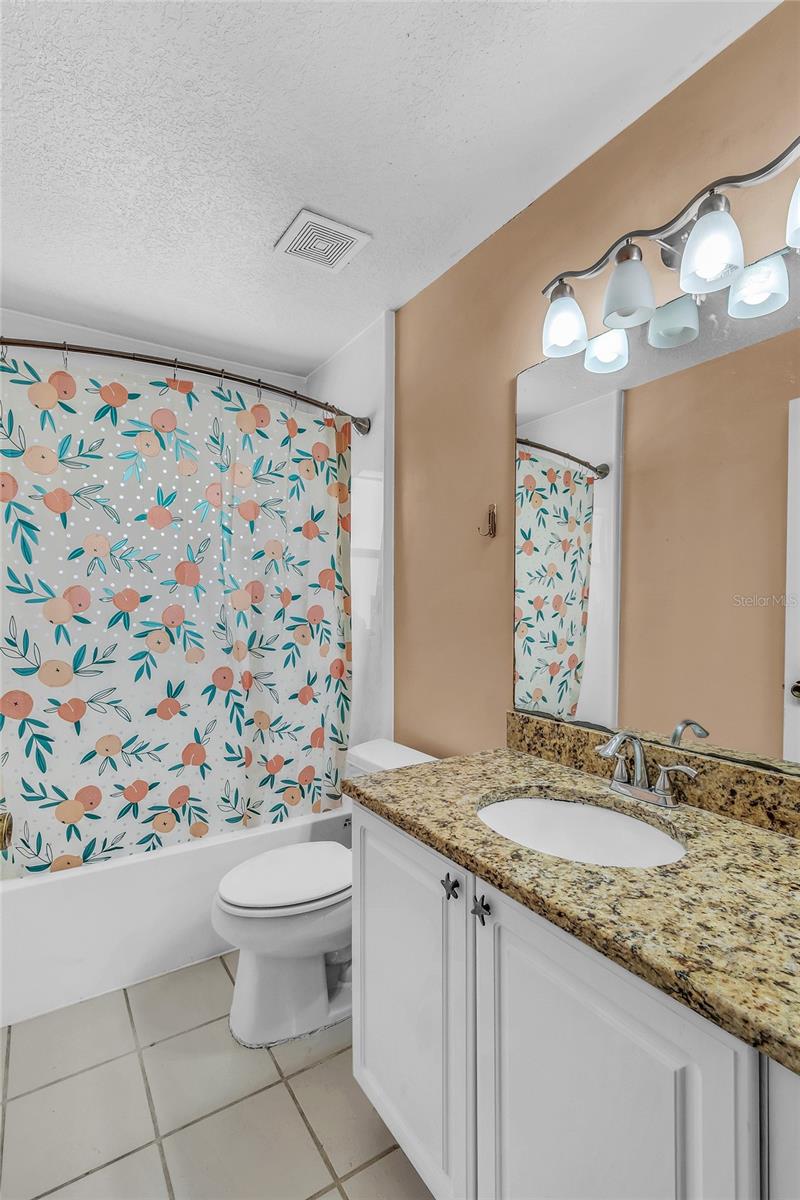Image 18 of 40 For 1906 Chathamoor Drive