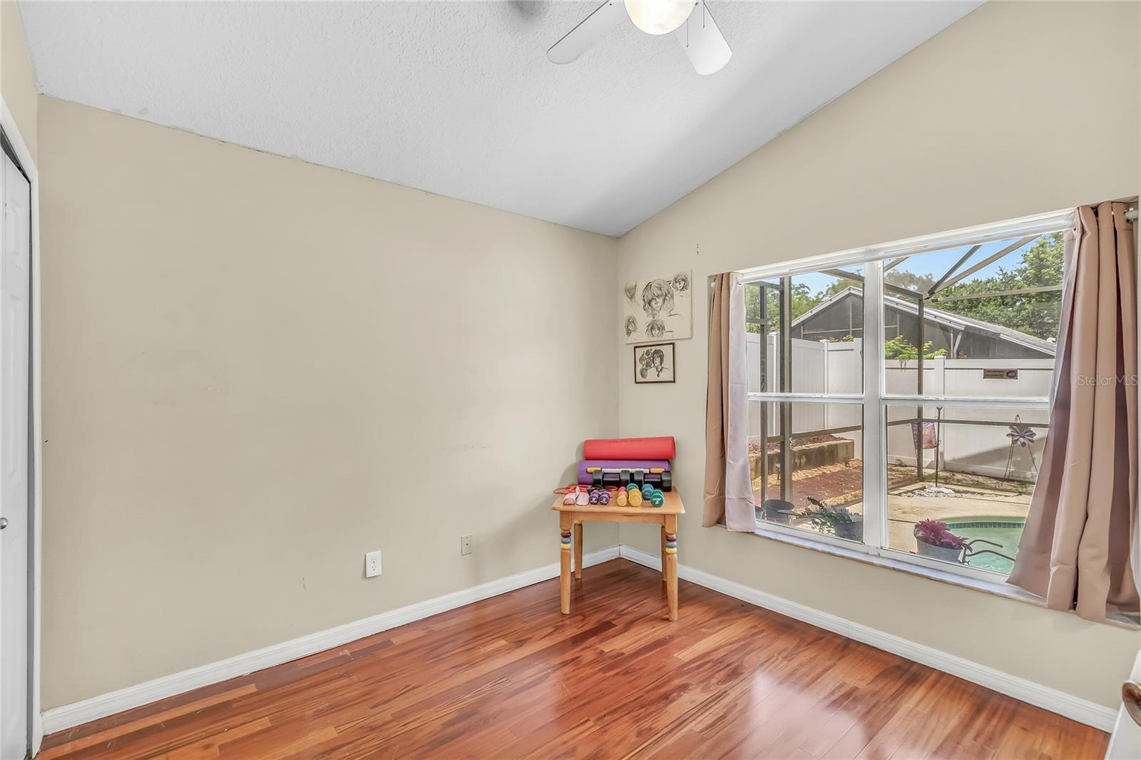Image 19 of 40 For 1906 Chathamoor Drive