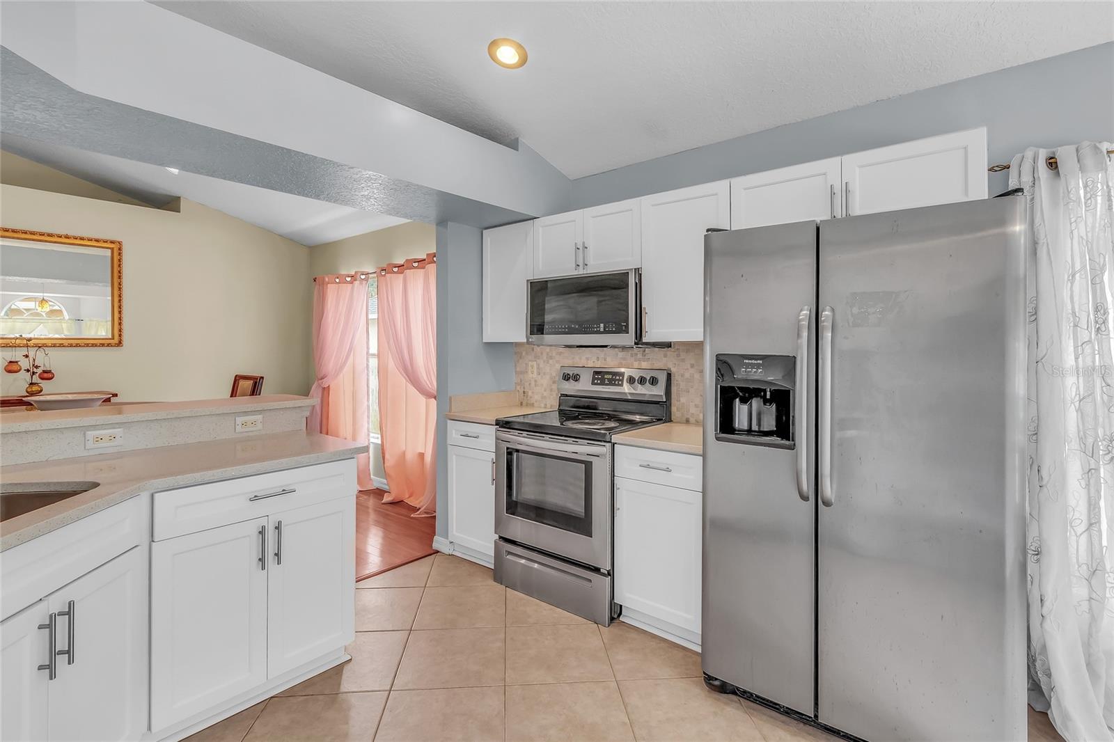 Image 6 of 40 For 1906 Chathamoor Drive