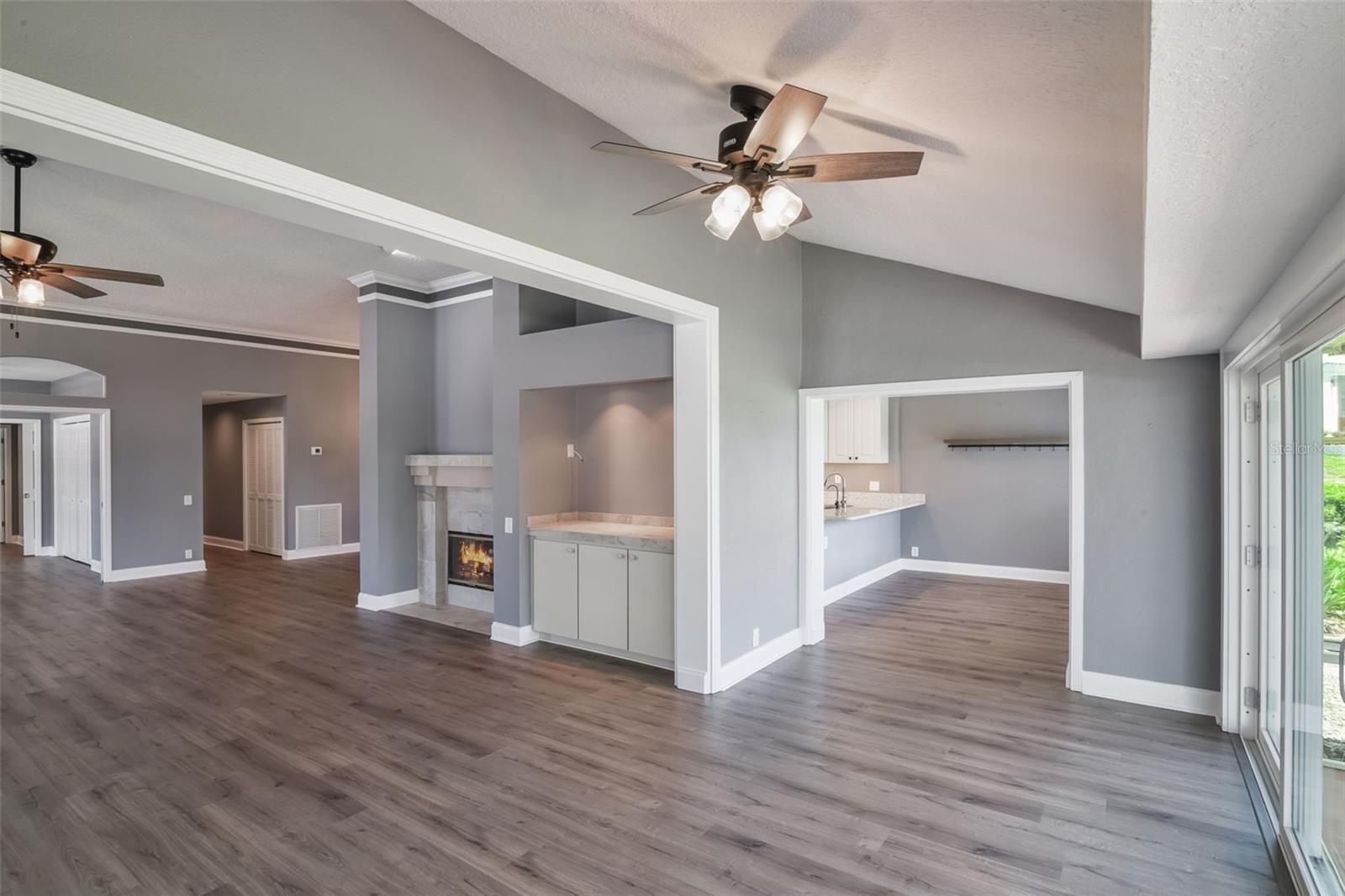 Image 16 of 76 For 6036 Topsail Road
