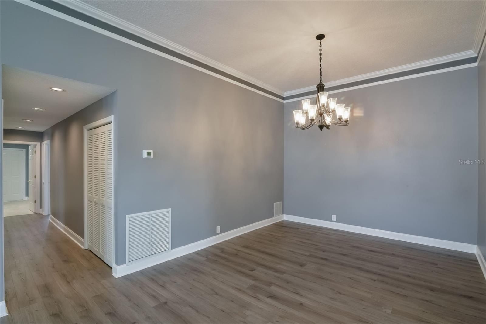 Image 7 of 76 For 6036 Topsail Road
