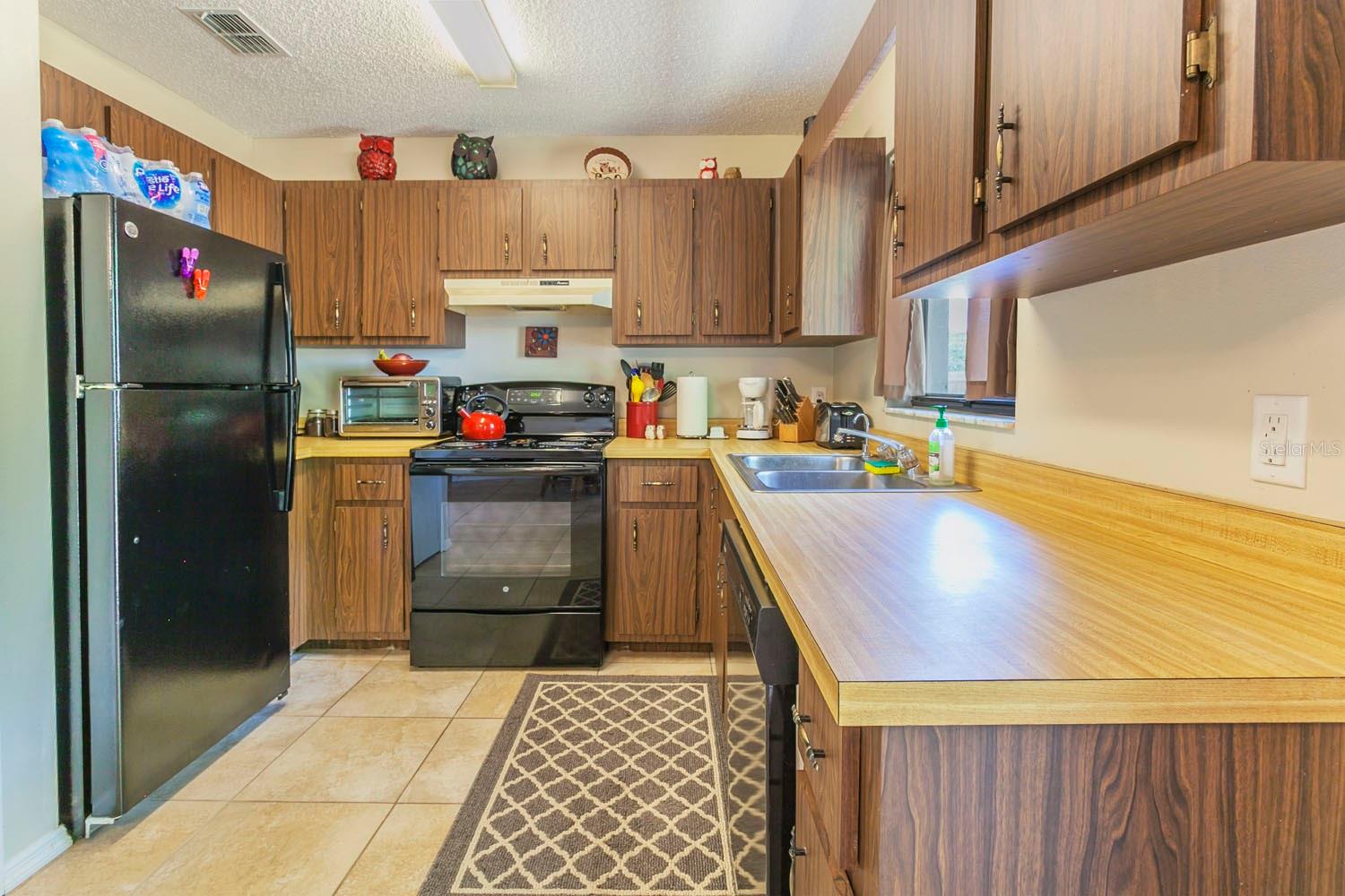 Image 9 of 24 For 7211 120th Street