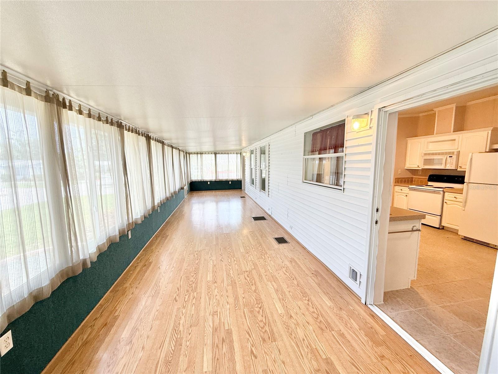 Image 13 of 24 For 2585 Karen Drive