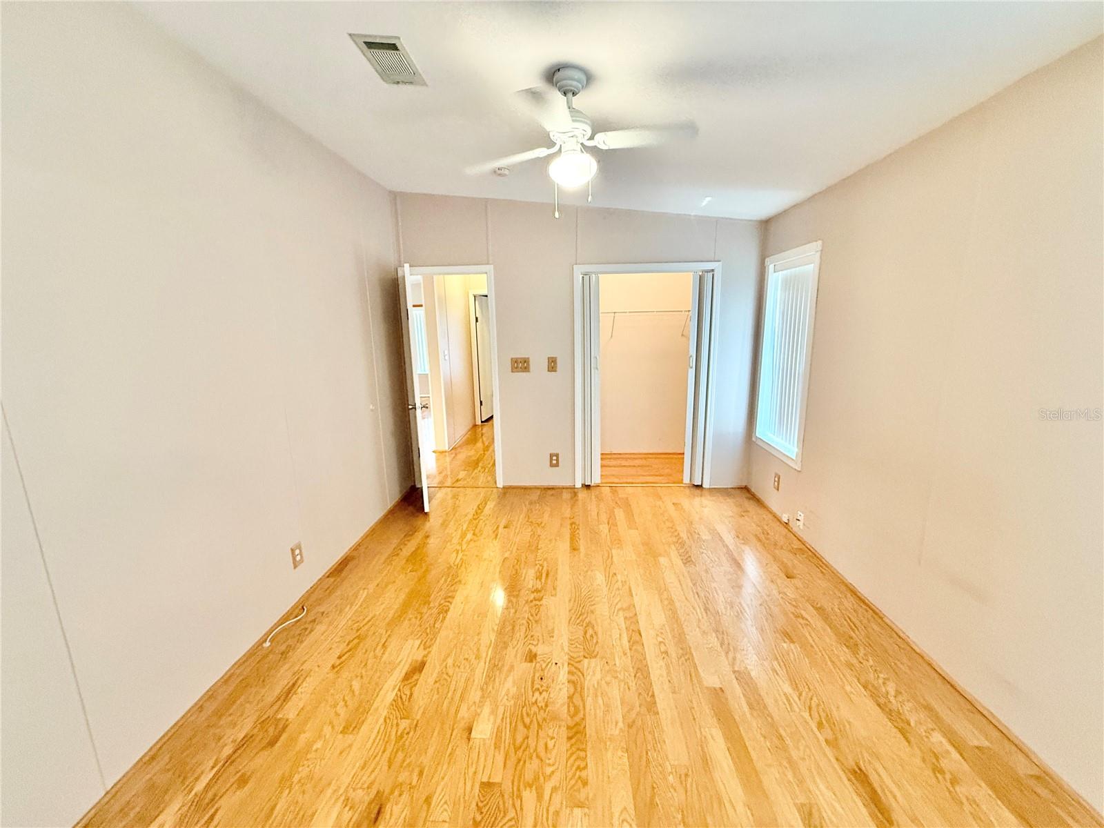 Image 17 of 24 For 2585 Karen Drive