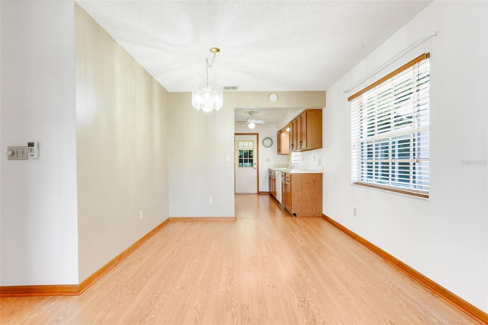 Image 12 of 31 For 1467 Disston Avenue