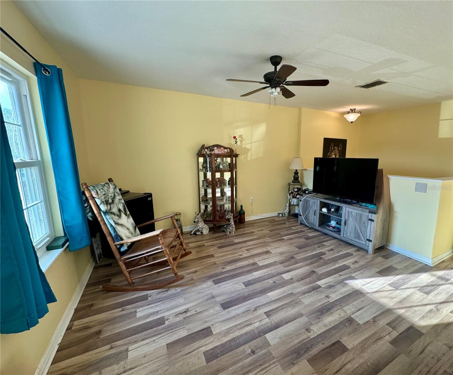 Image 15 of 28 For 2122 Waseca Lane
