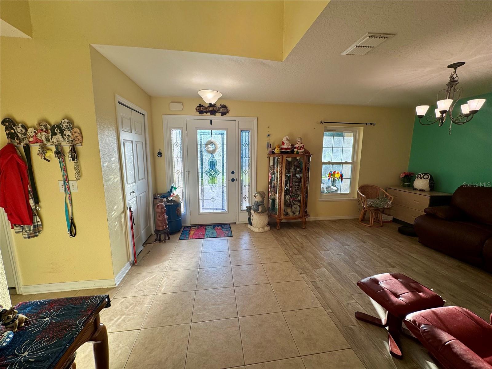 Image 5 of 28 For 2122 Waseca Lane