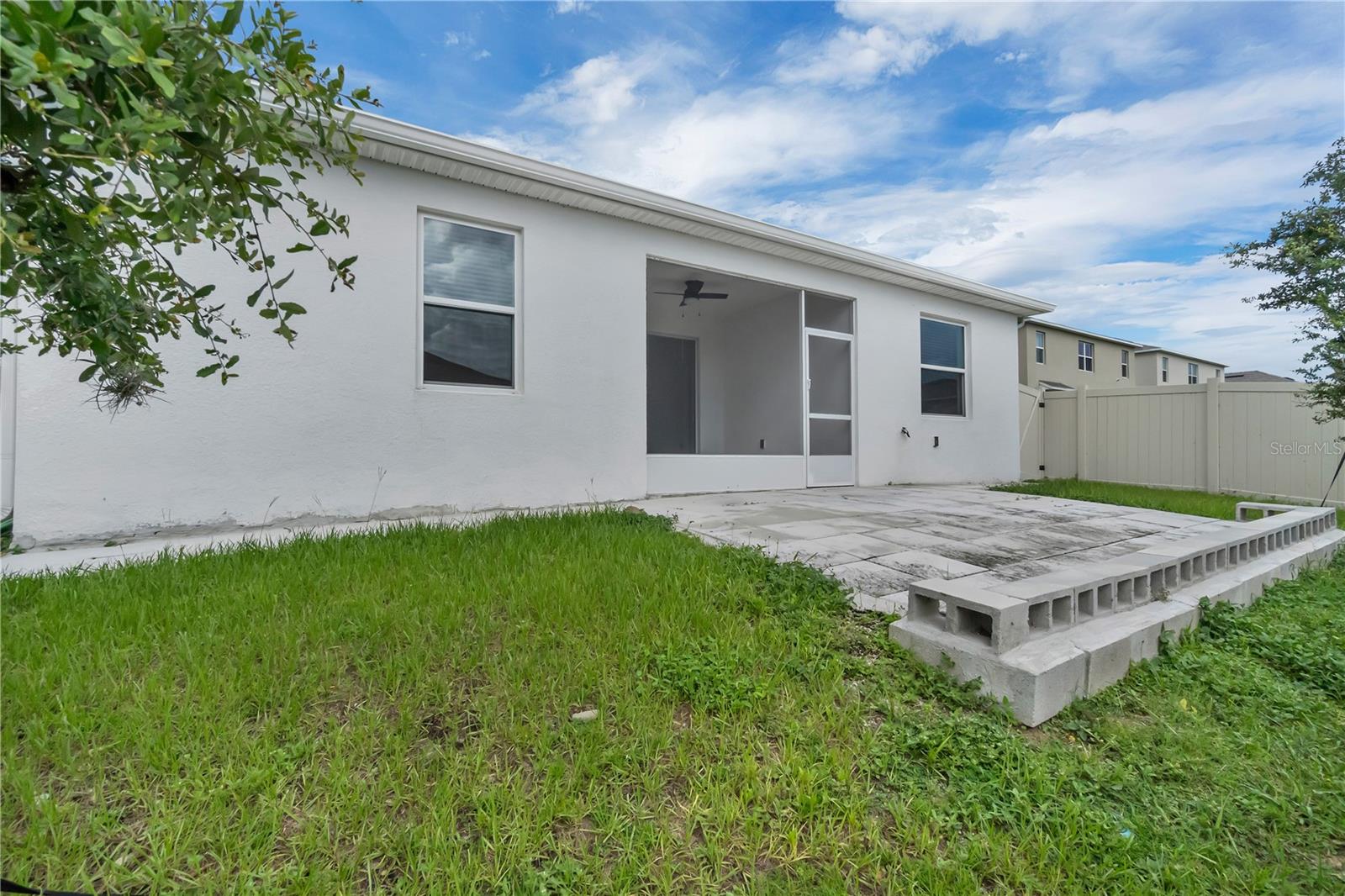 Image 31 of 35 For 920 Serchio Street