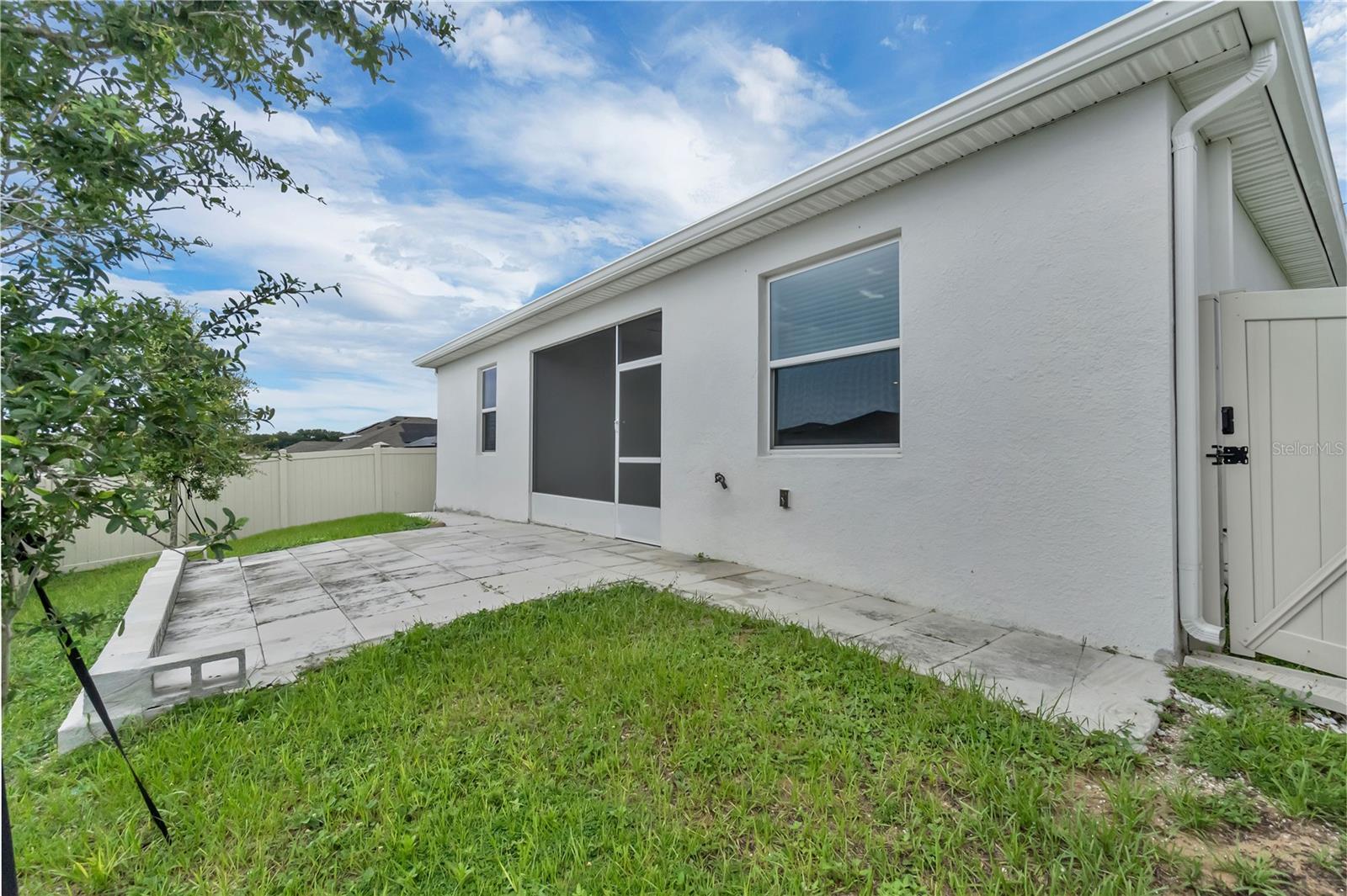 Image 32 of 35 For 920 Serchio Street