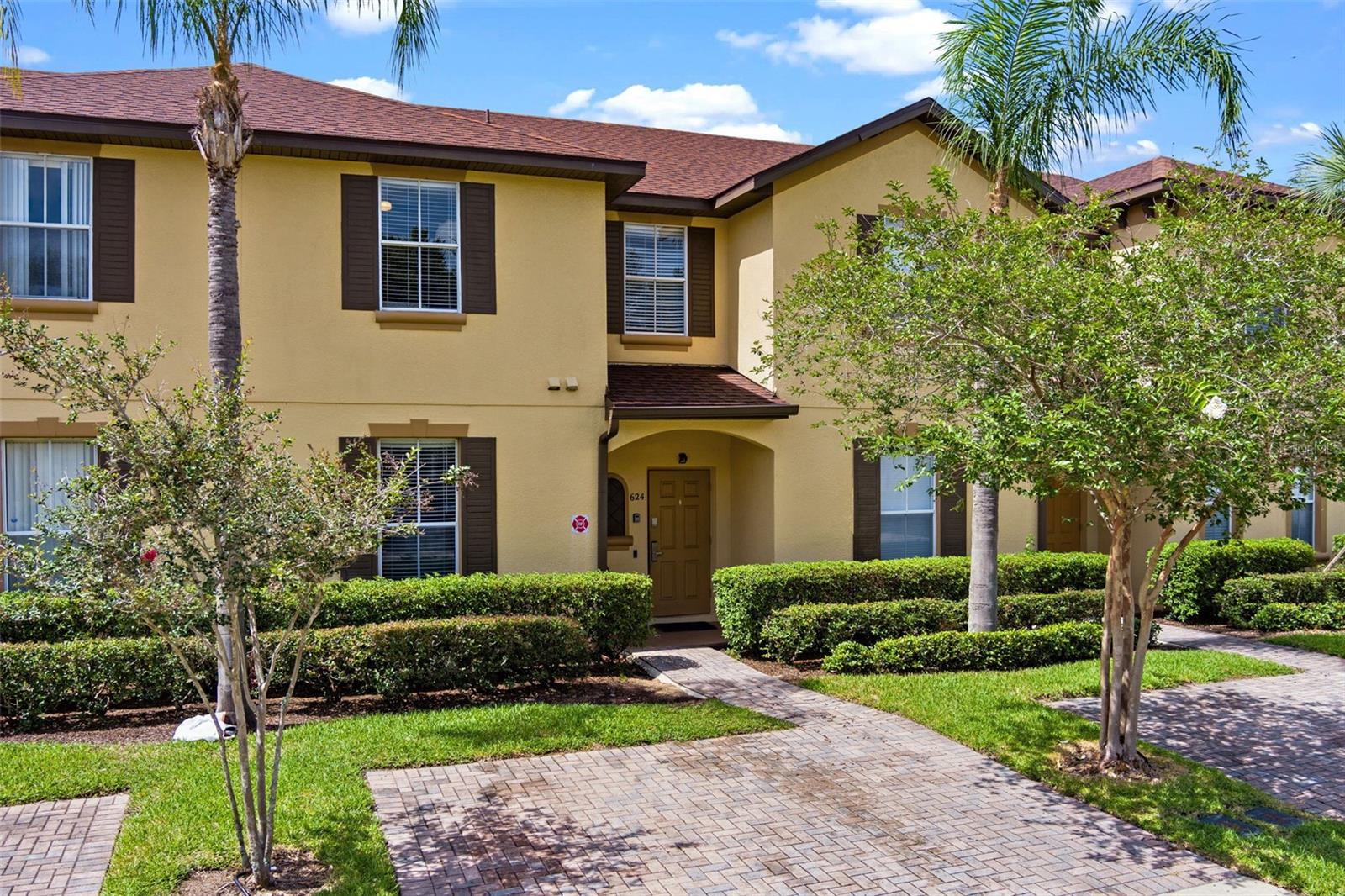 Image 3 of 52 For 624 Terra Lago Street