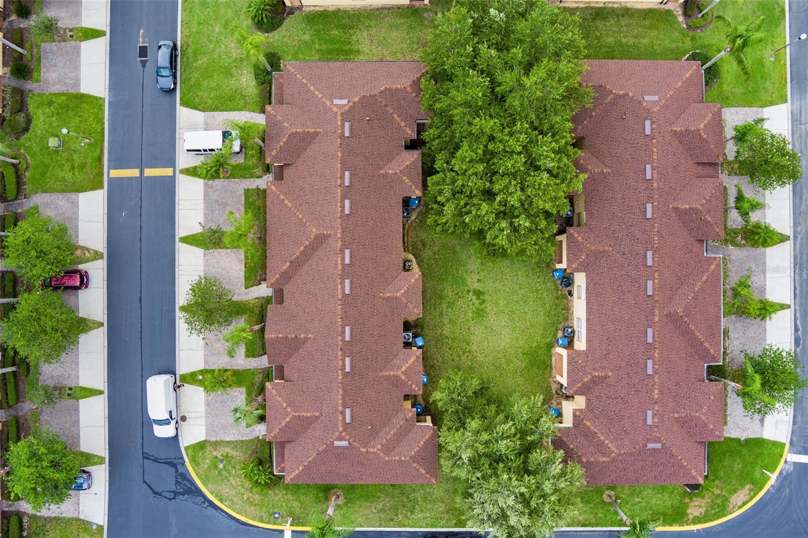 Image 33 of 52 For 624 Terra Lago Street