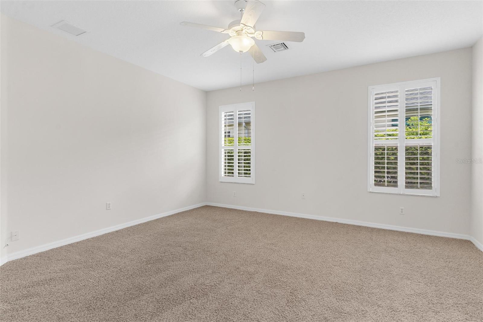Image 21 of 43 For 425 Glen Arbor Lane