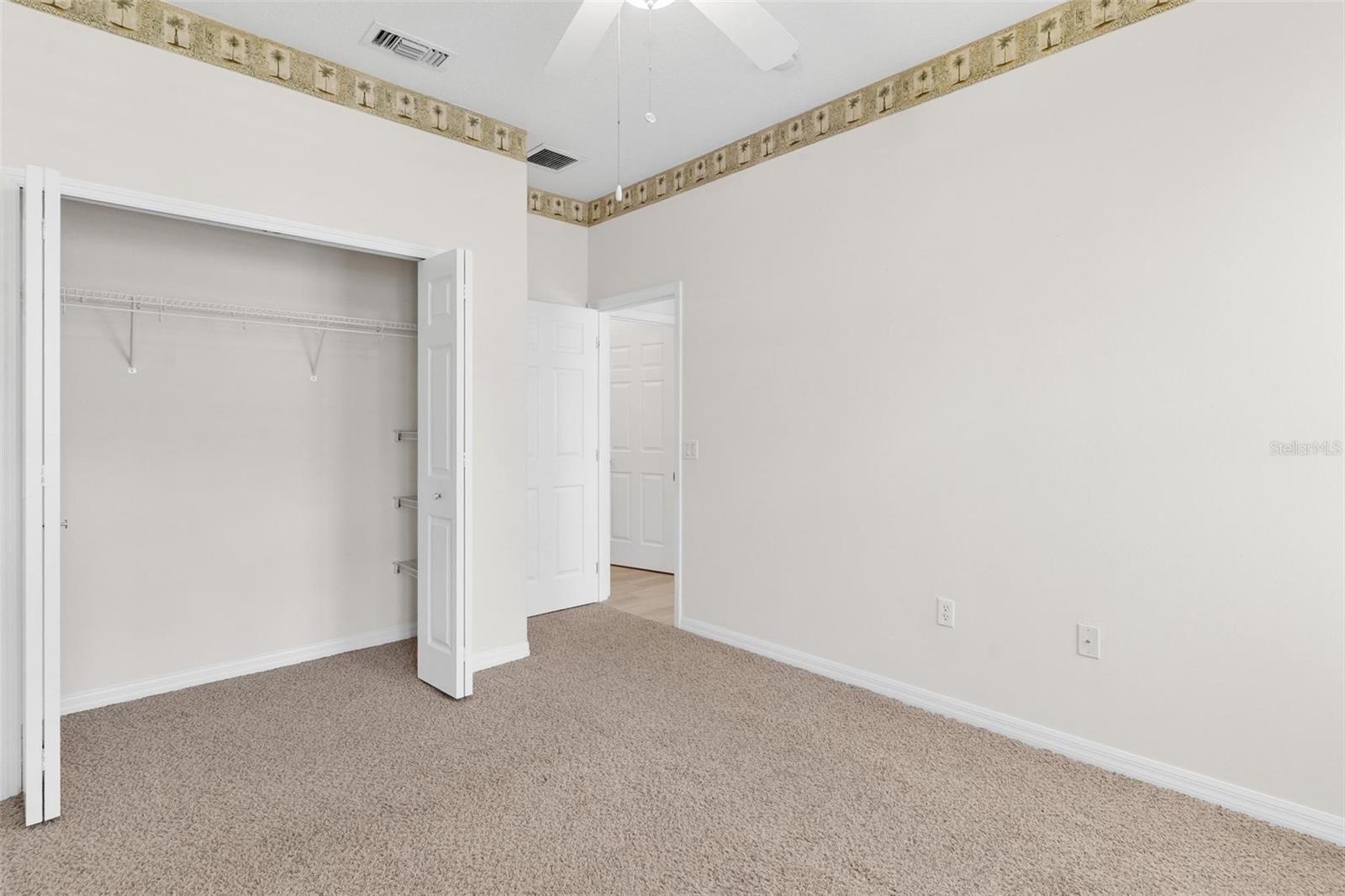Image 29 of 43 For 425 Glen Arbor Lane