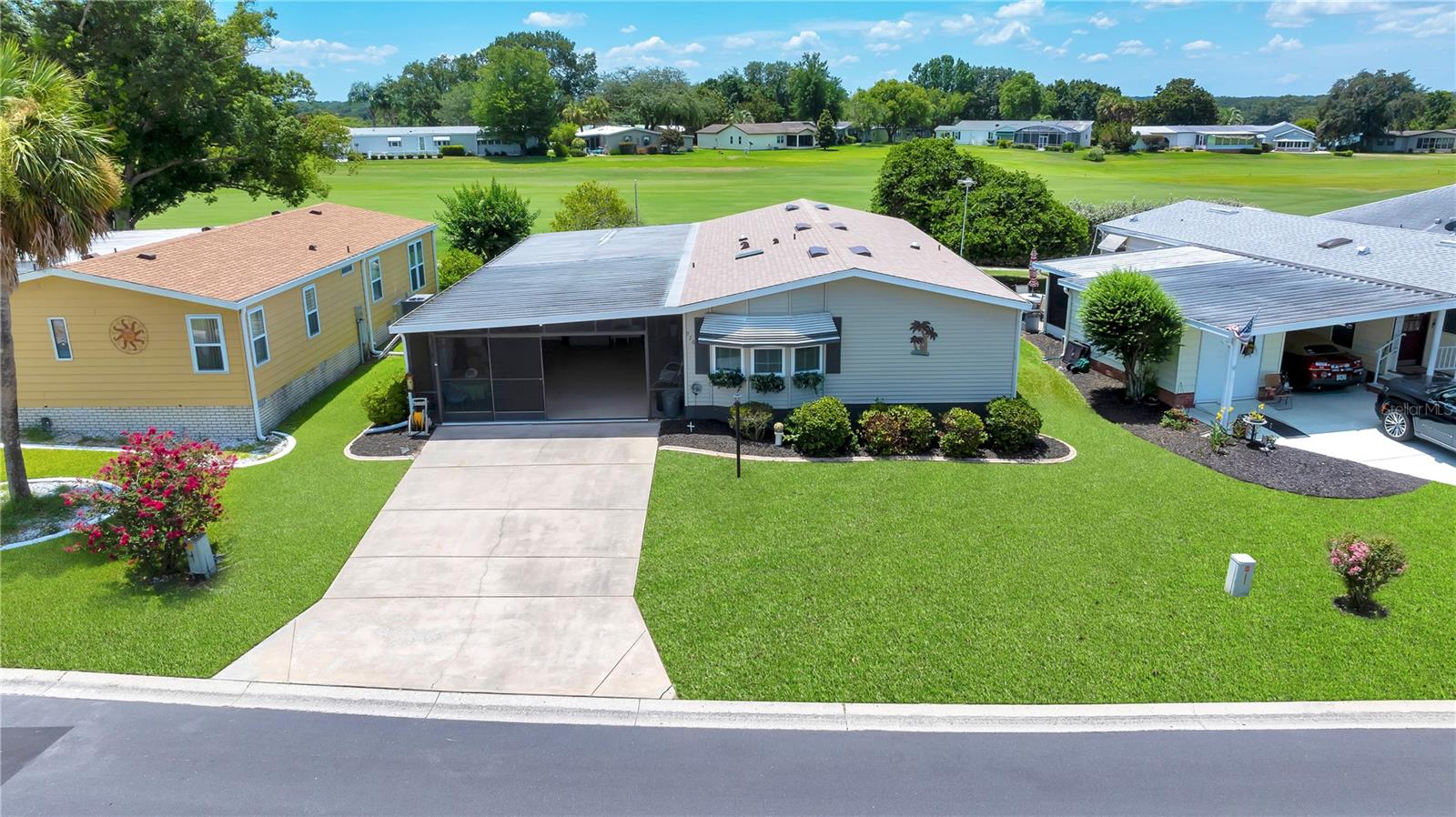 Details for 926 Saint Andrews Boulevard, LADY LAKE, FL 32159