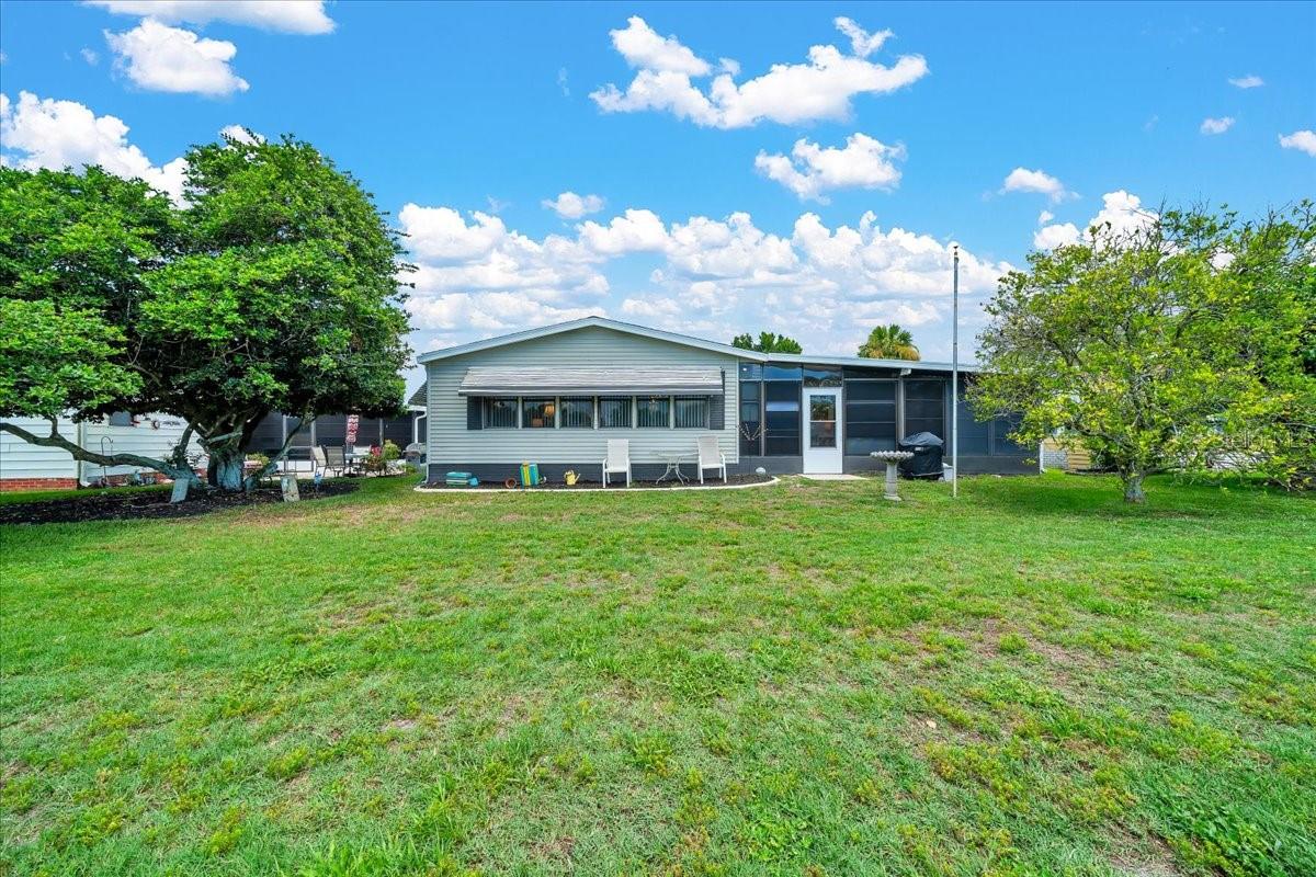 Image 43 of 52 For 926 Saint Andrews Boulevard