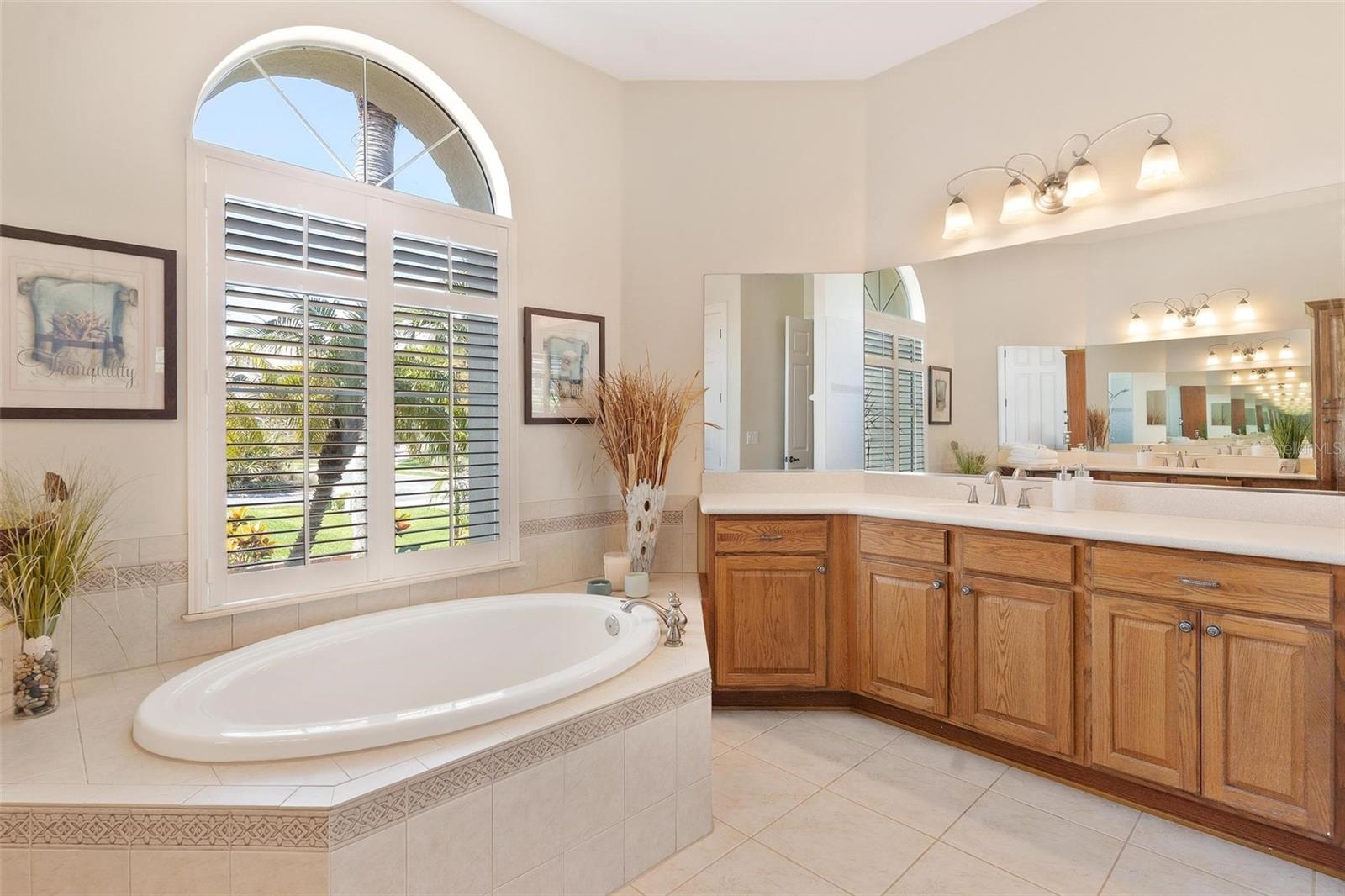 Image 33 of 67 For 5418 Sandy Hill Lane