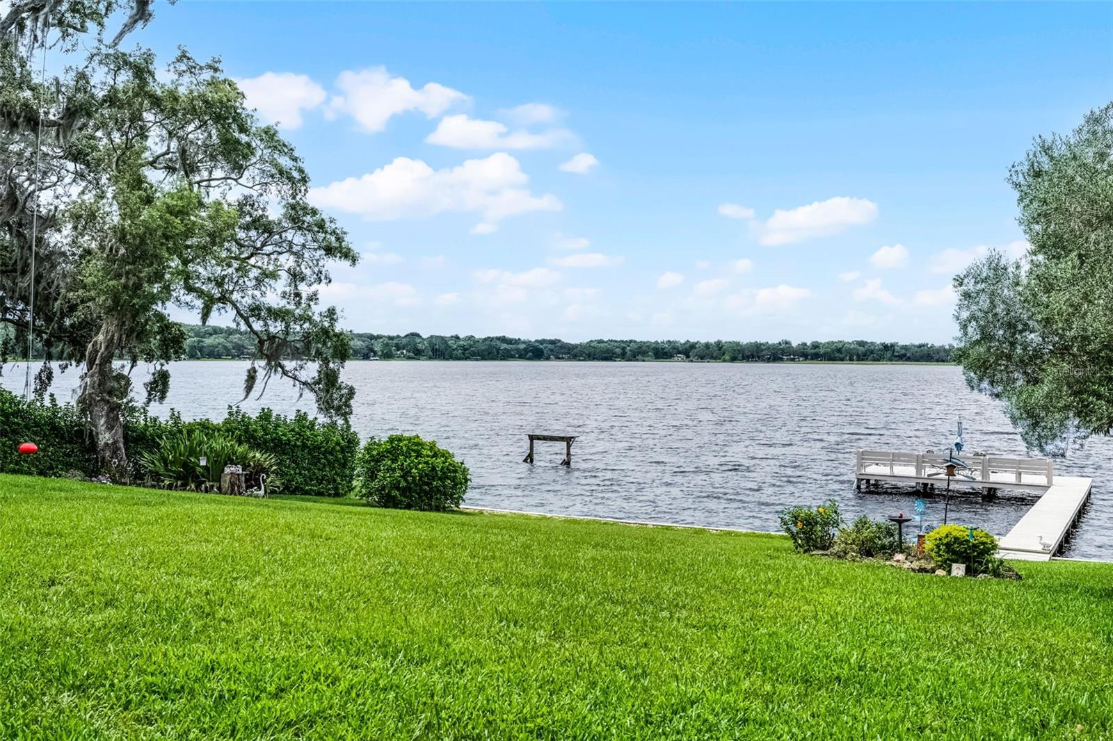 Image 43 of 49 For 6136 Lake Emma Road