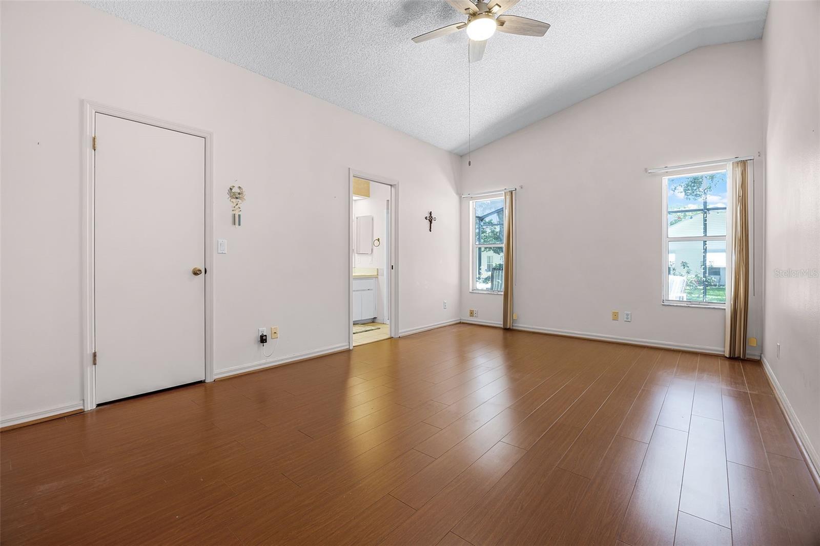 Image 16 of 65 For 5507 Laver Street