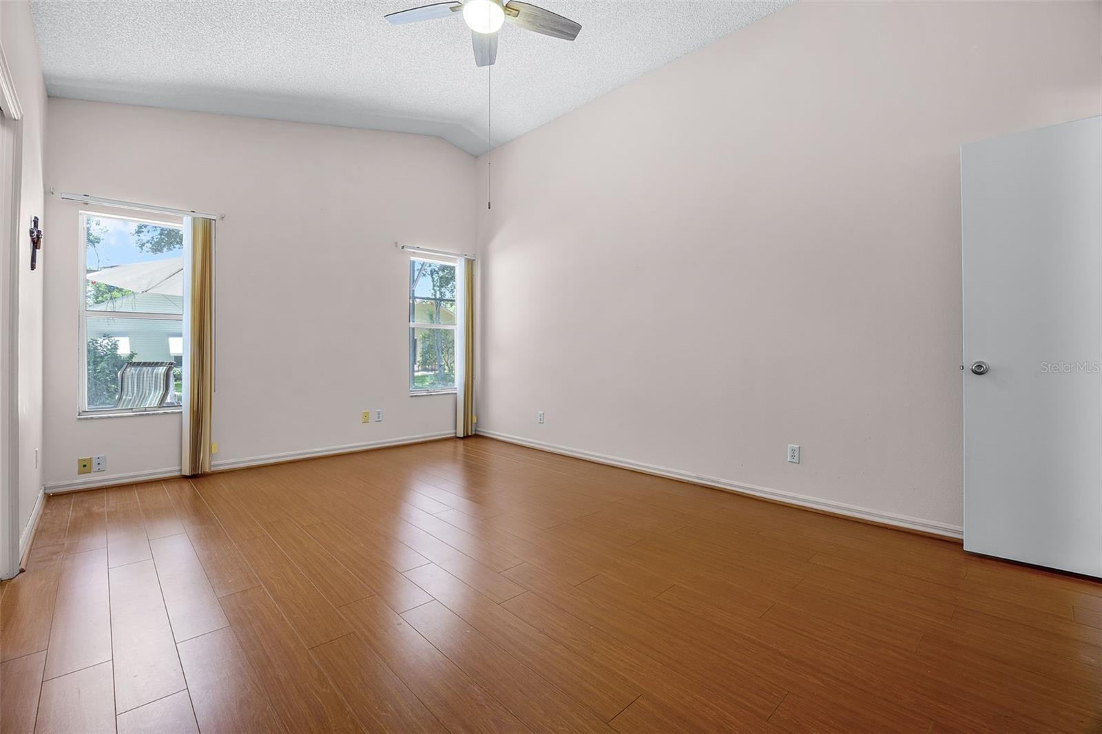 Image 17 of 65 For 5507 Laver Street