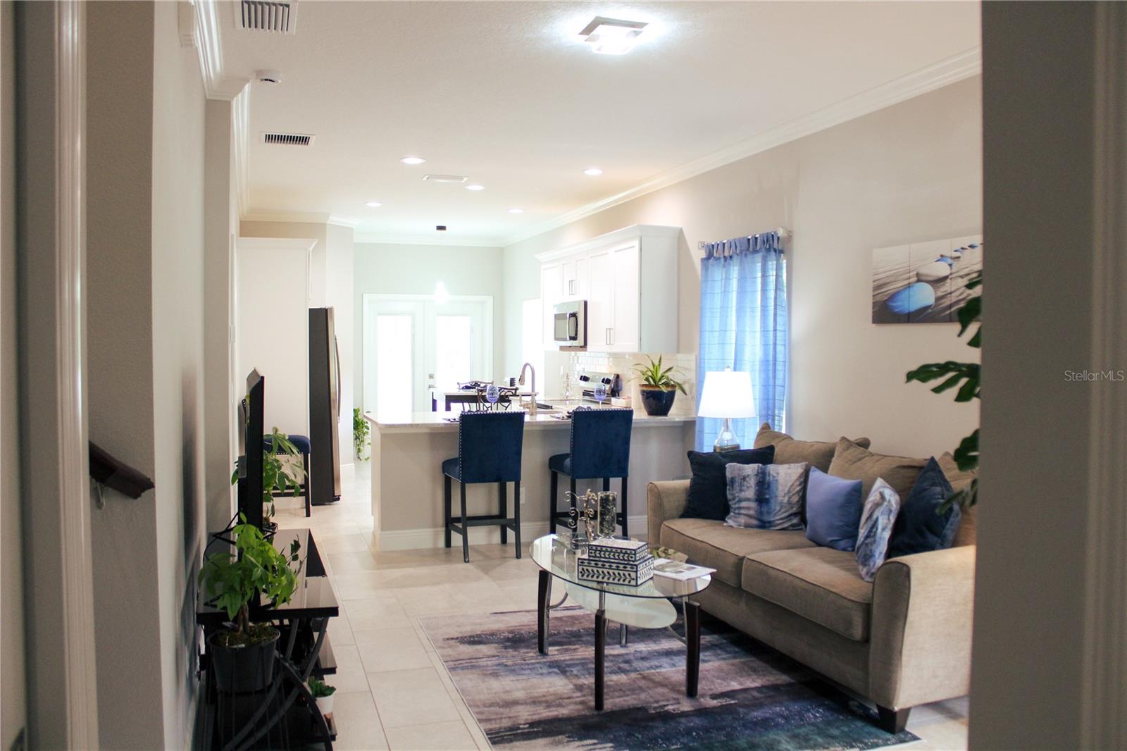 Image 3 of 18 For 2112 Waitman