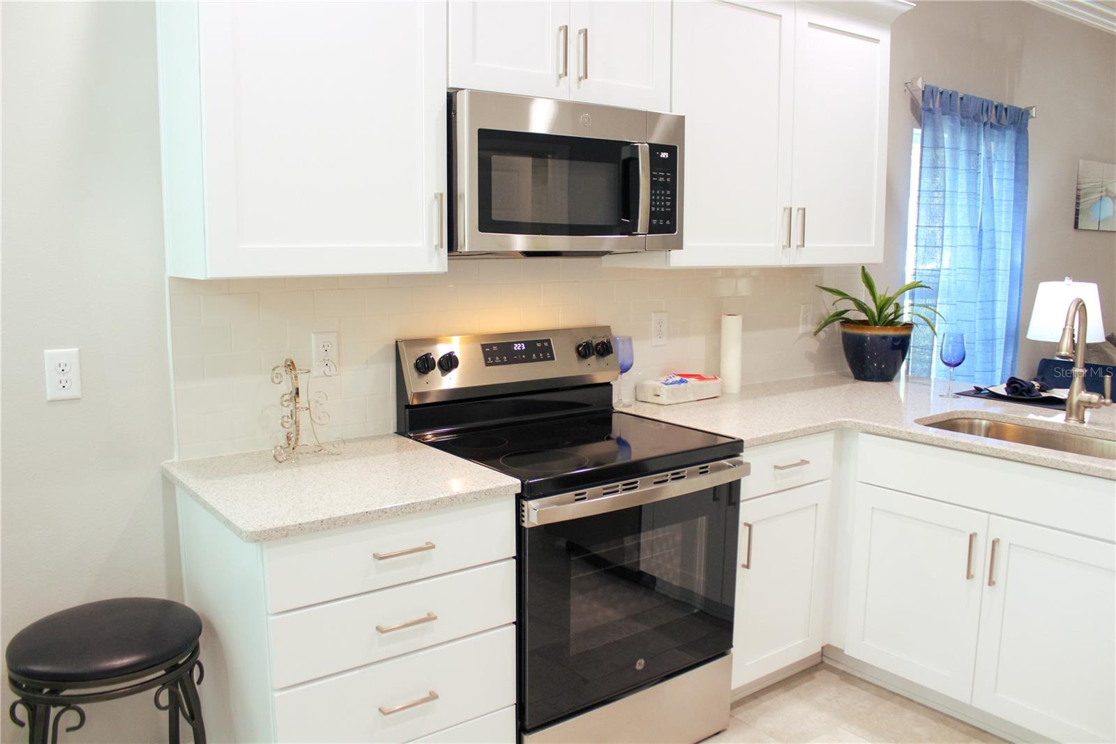 Image 9 of 18 For 2112 Waitman