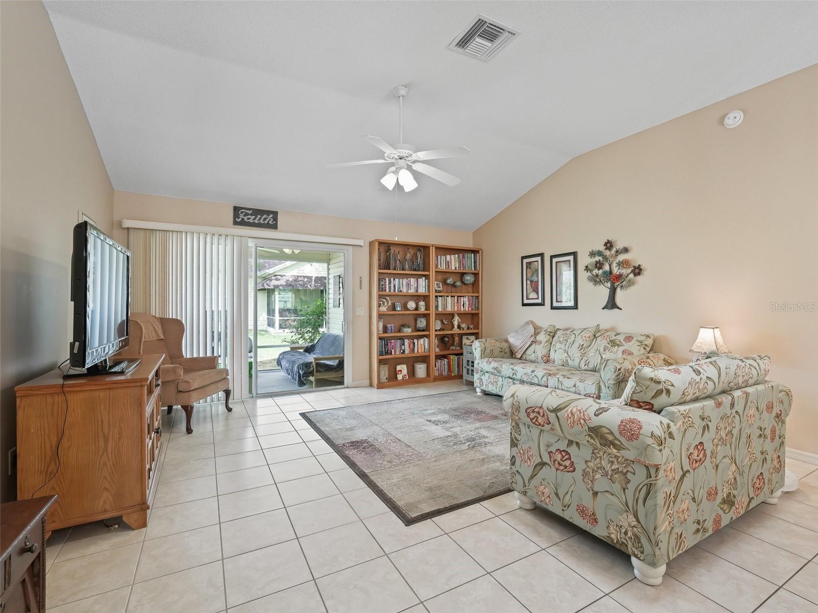 Image 11 of 28 For 17860 89th Natchez Avenue