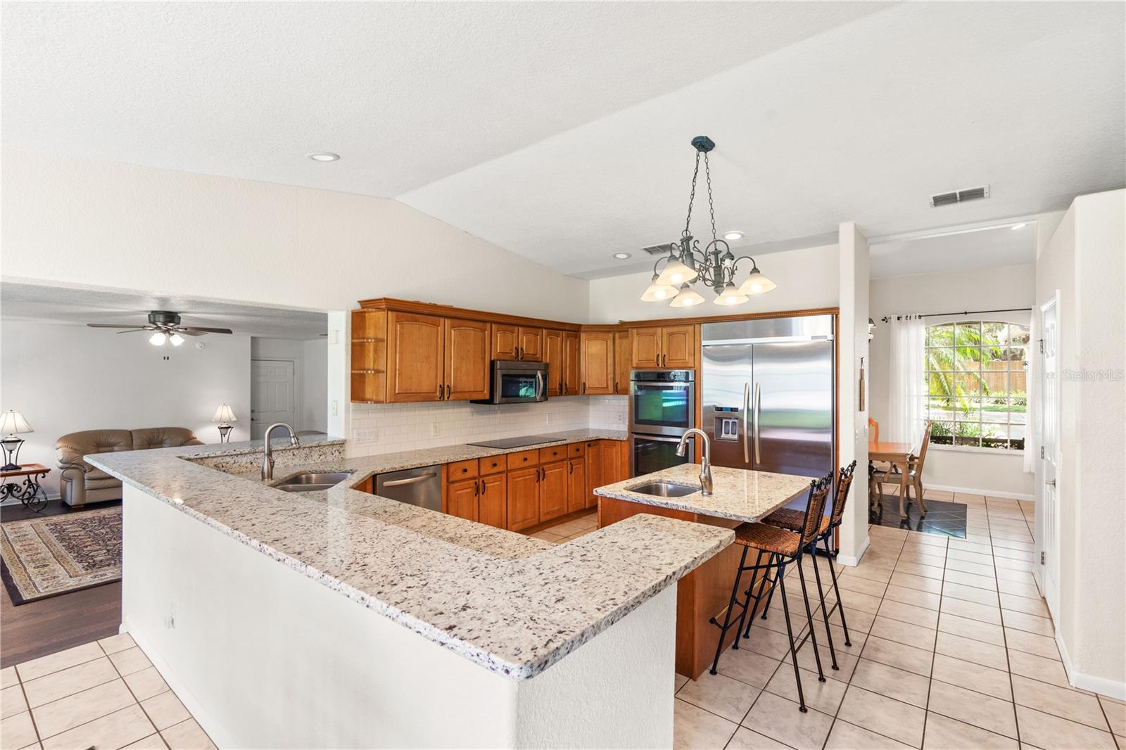 Image 11 of 51 For 81 Carol Avenue