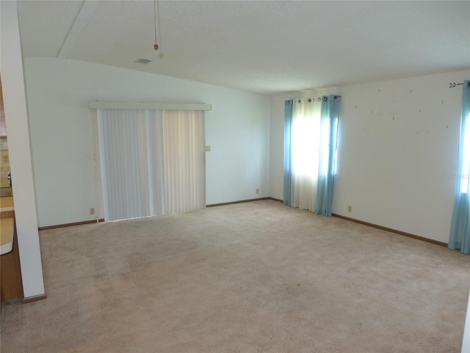 Image 3 of 41 For 432 Santa Fe Road E