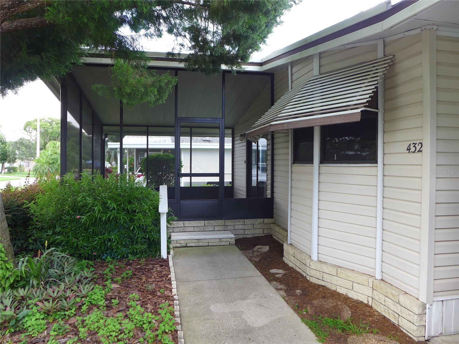 Image 8 of 41 For 432 Santa Fe Road E