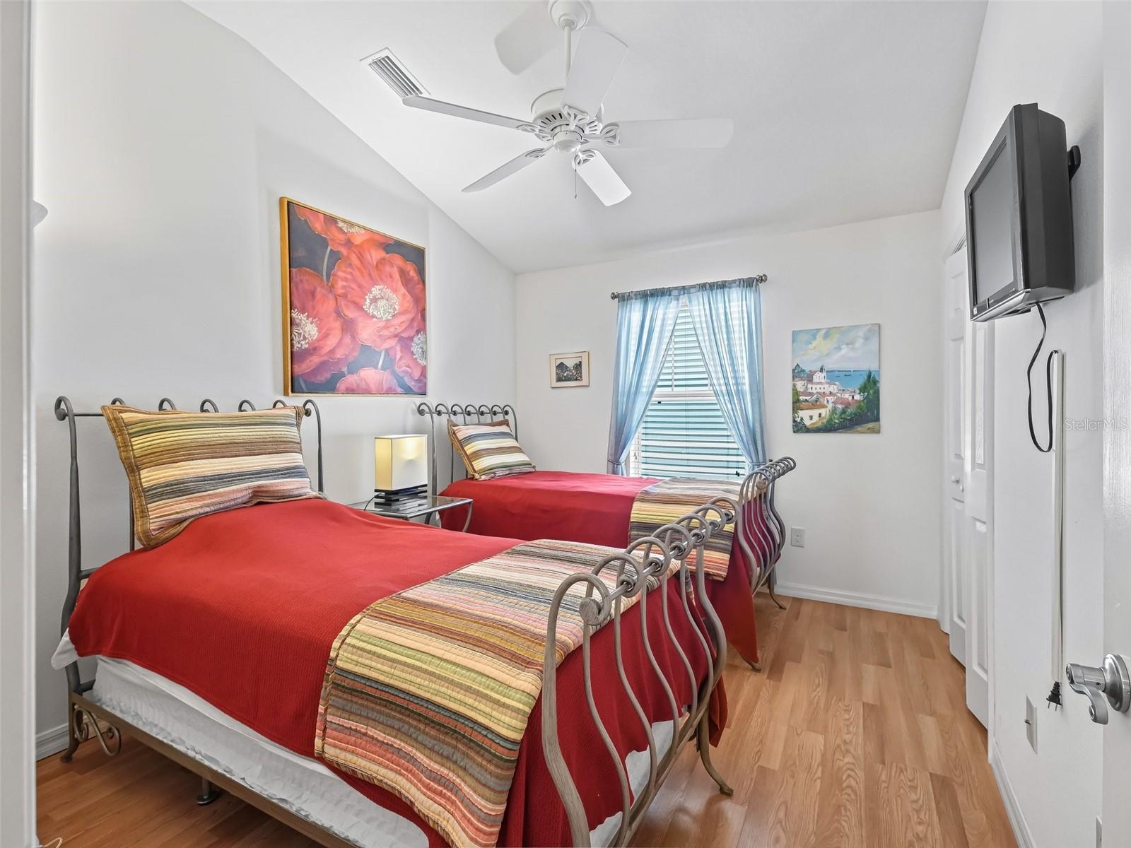 Image 25 of 48 For 1762 Meadowlark Avenue