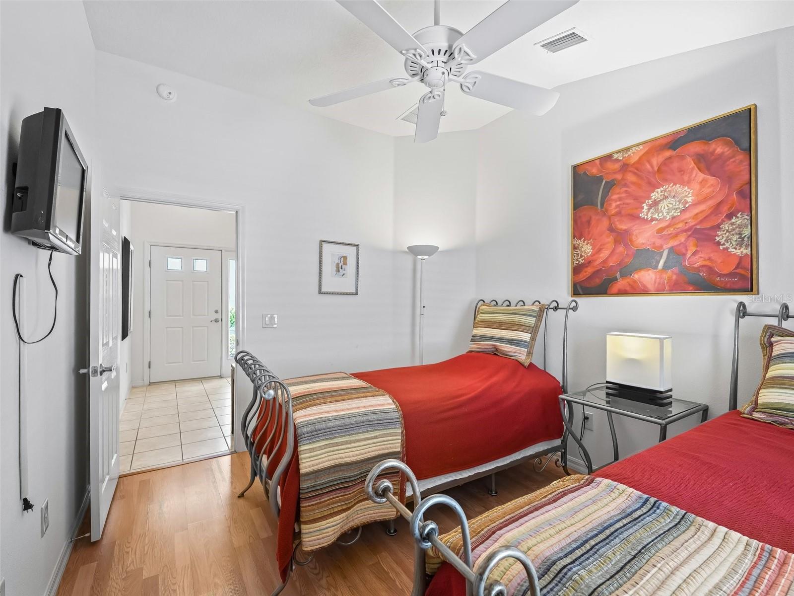 Image 27 of 48 For 1762 Meadowlark Avenue