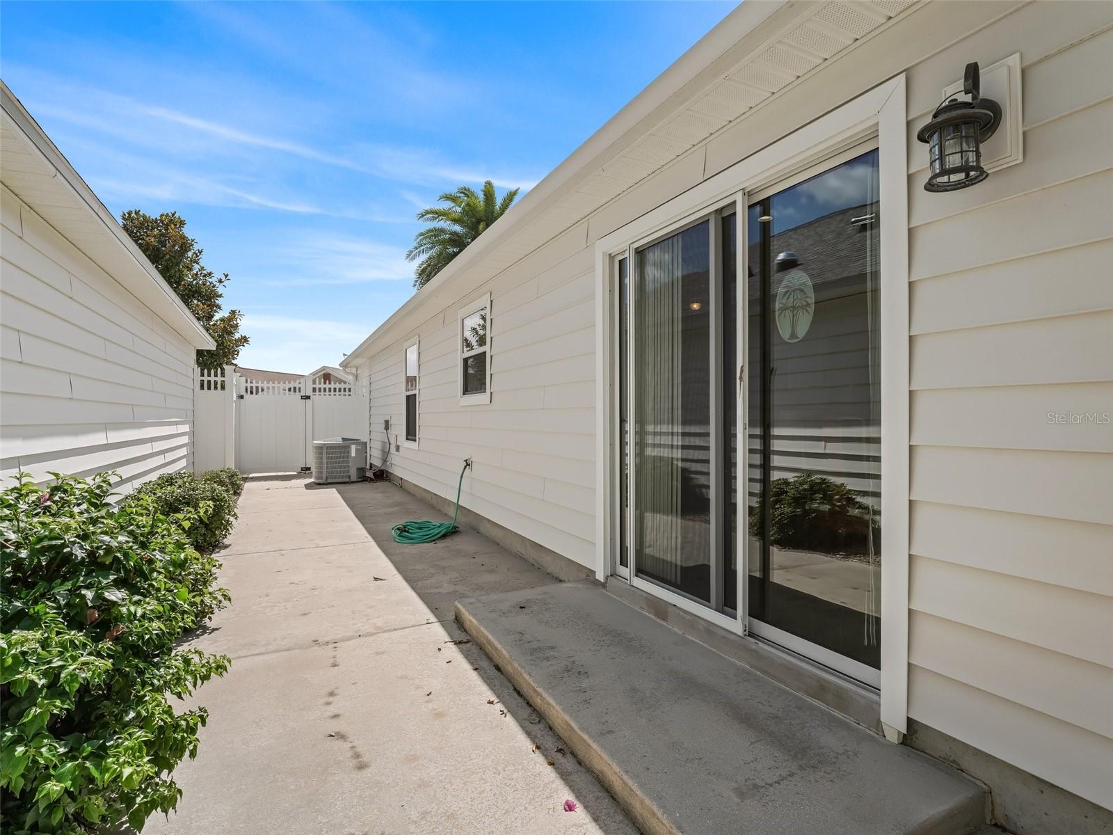 Image 40 of 48 For 1762 Meadowlark Avenue