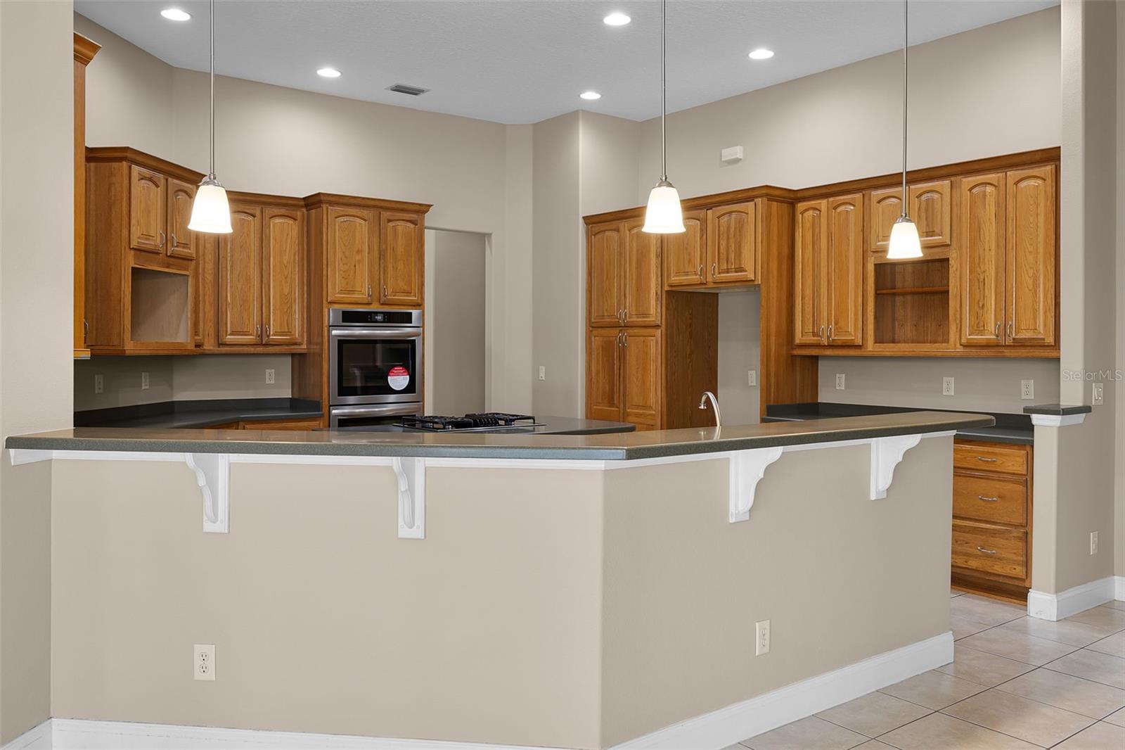 Image 11 of 51 For 7303 Spring Mountain Lane