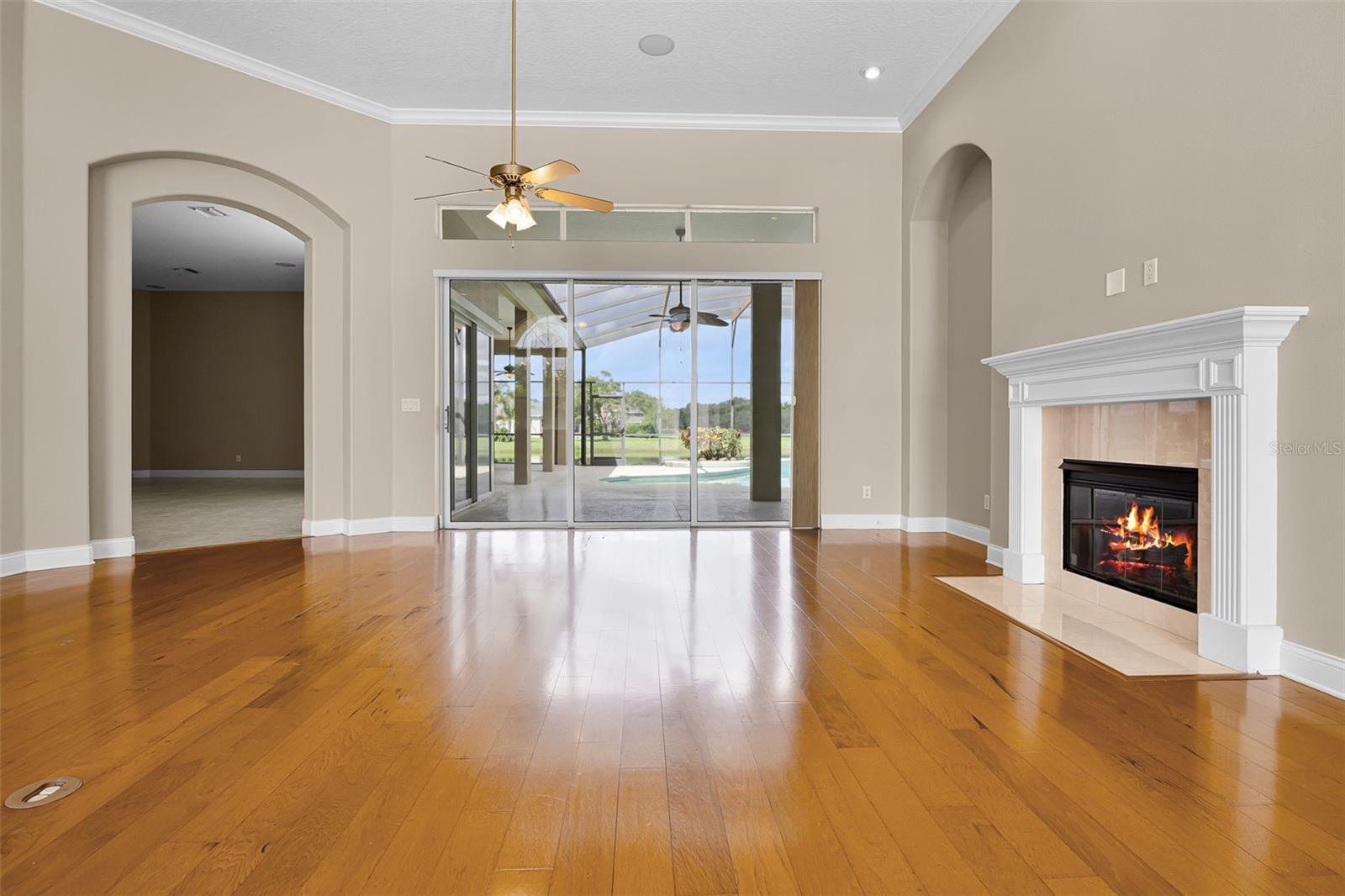 Image 5 of 51 For 7303 Spring Mountain Lane